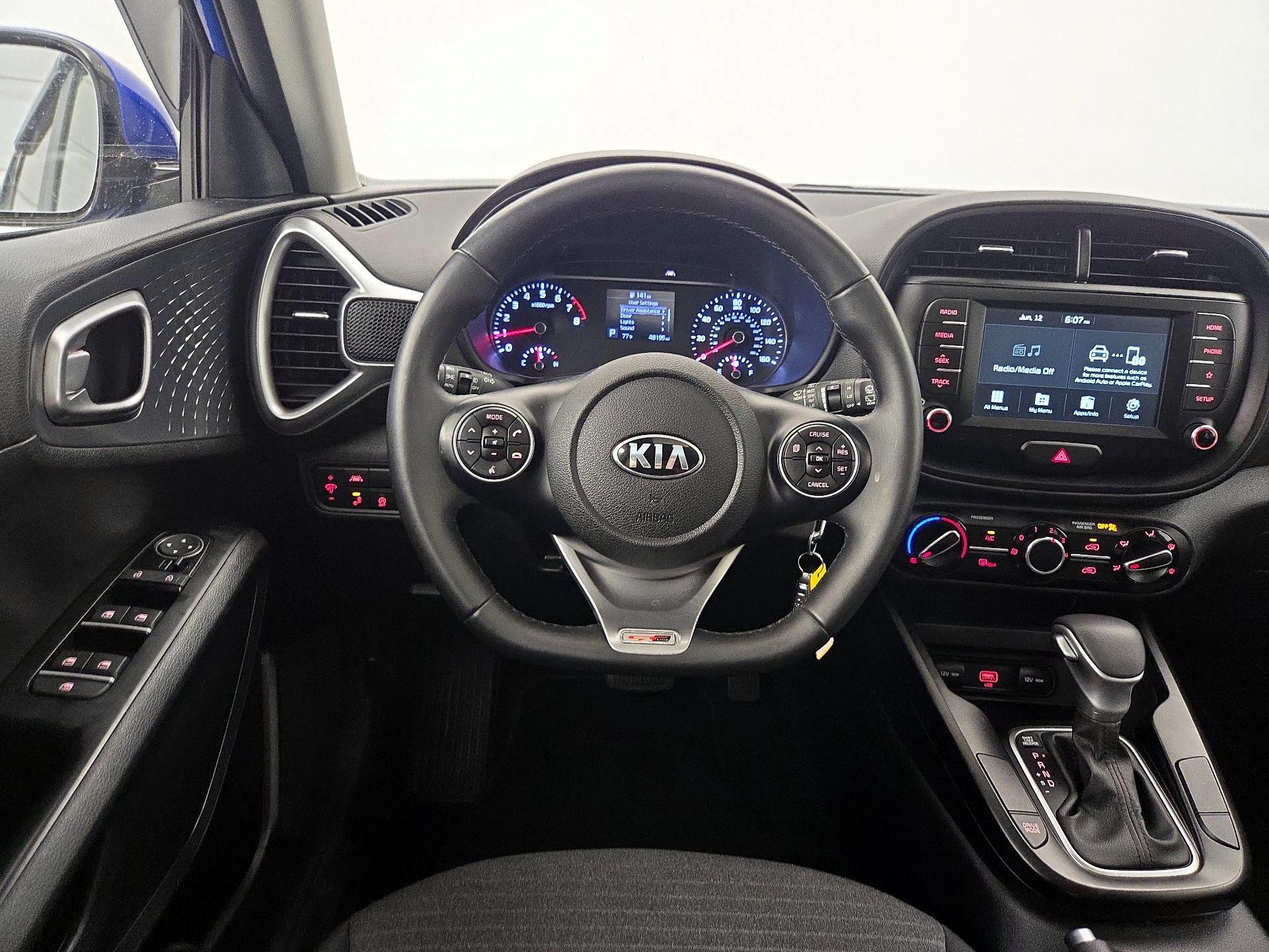 Thumbnail: 2021 Kia Soul - 10