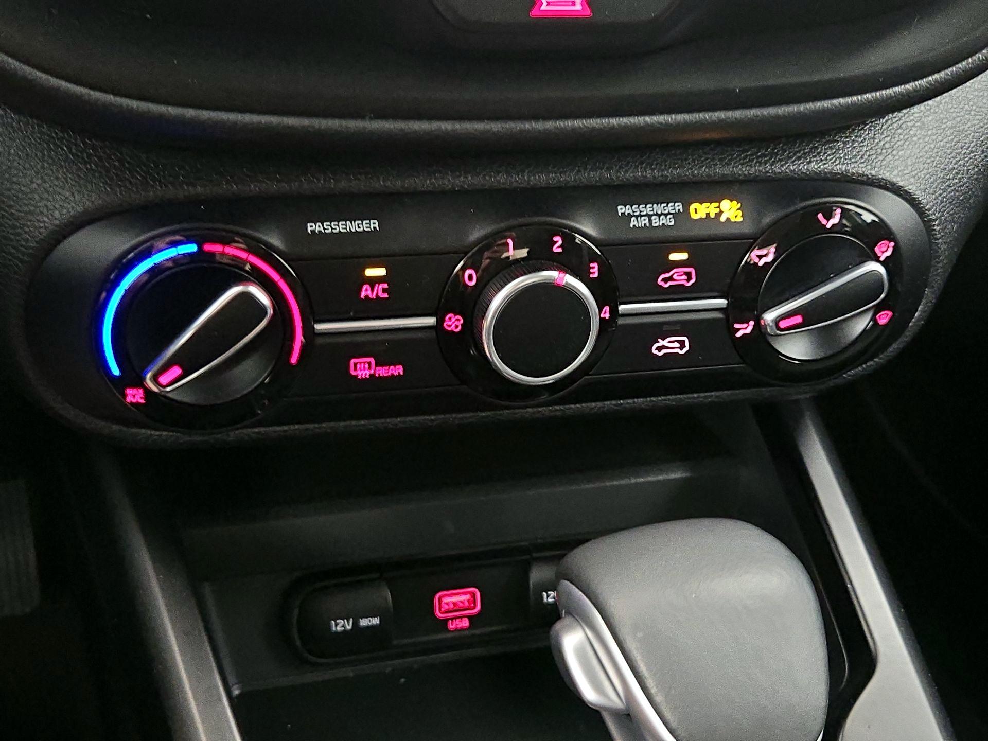 Thumbnail: 2021 Kia Soul - 16