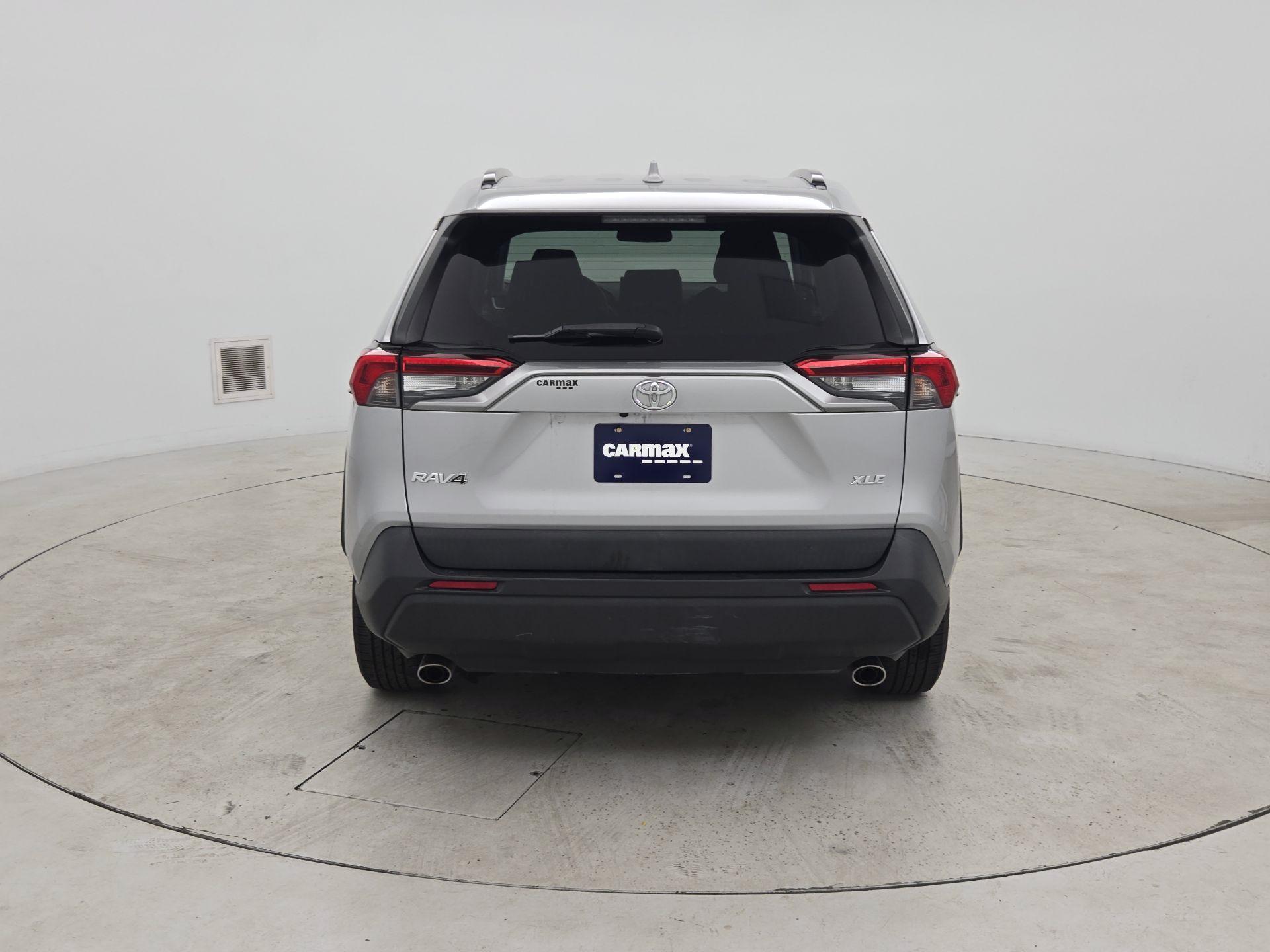 Thumbnail: 2020 Toyota RAV4 - 6