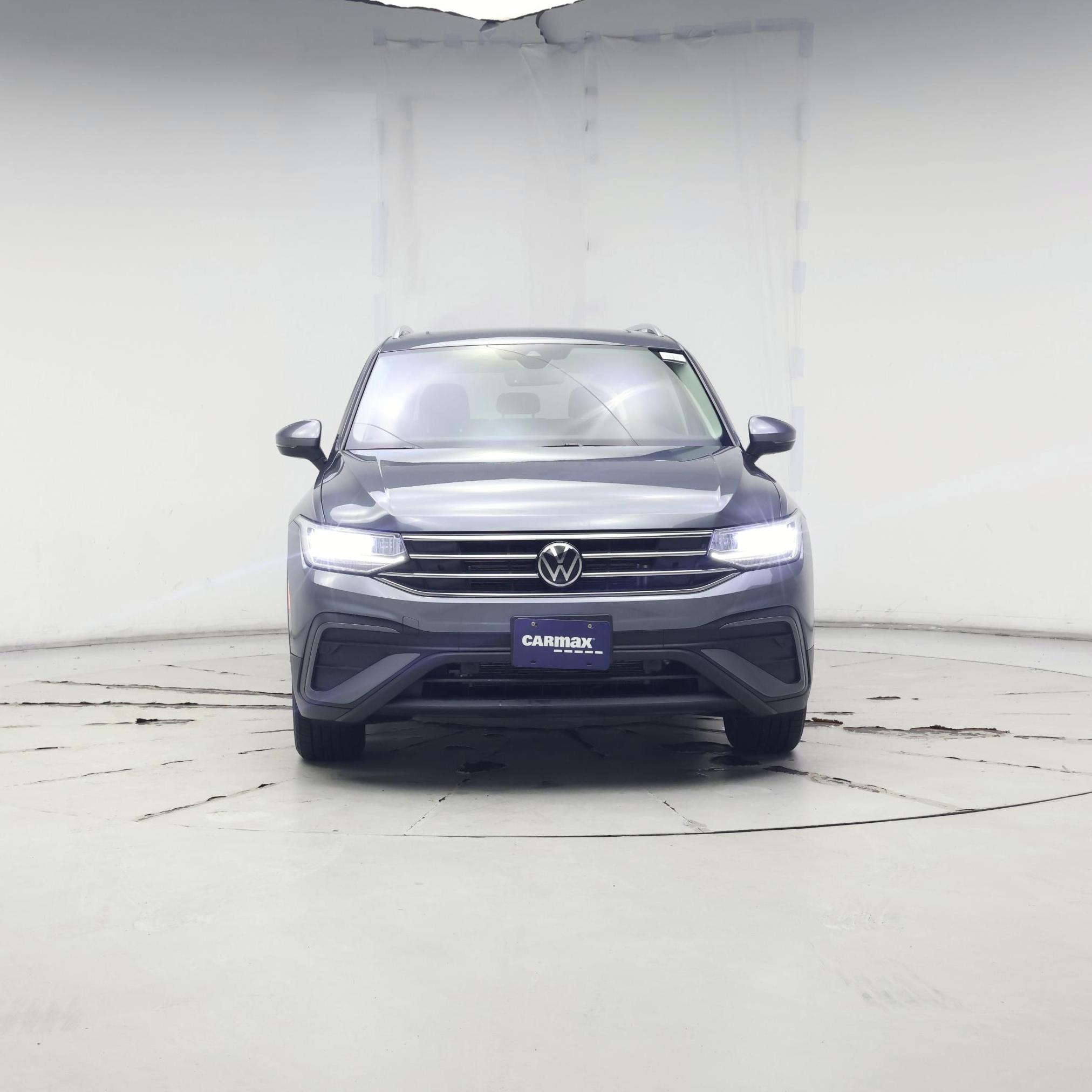 Thumbnail: 2022 Volkswagen Tiguan - 5