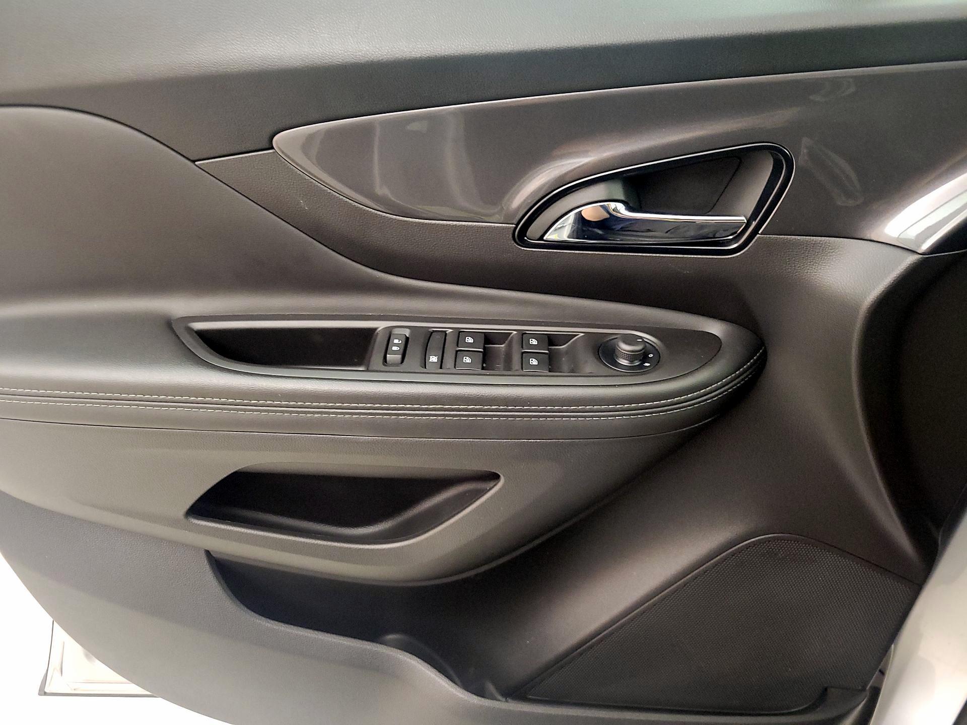 Thumbnail: 2022 Buick Encore - 12