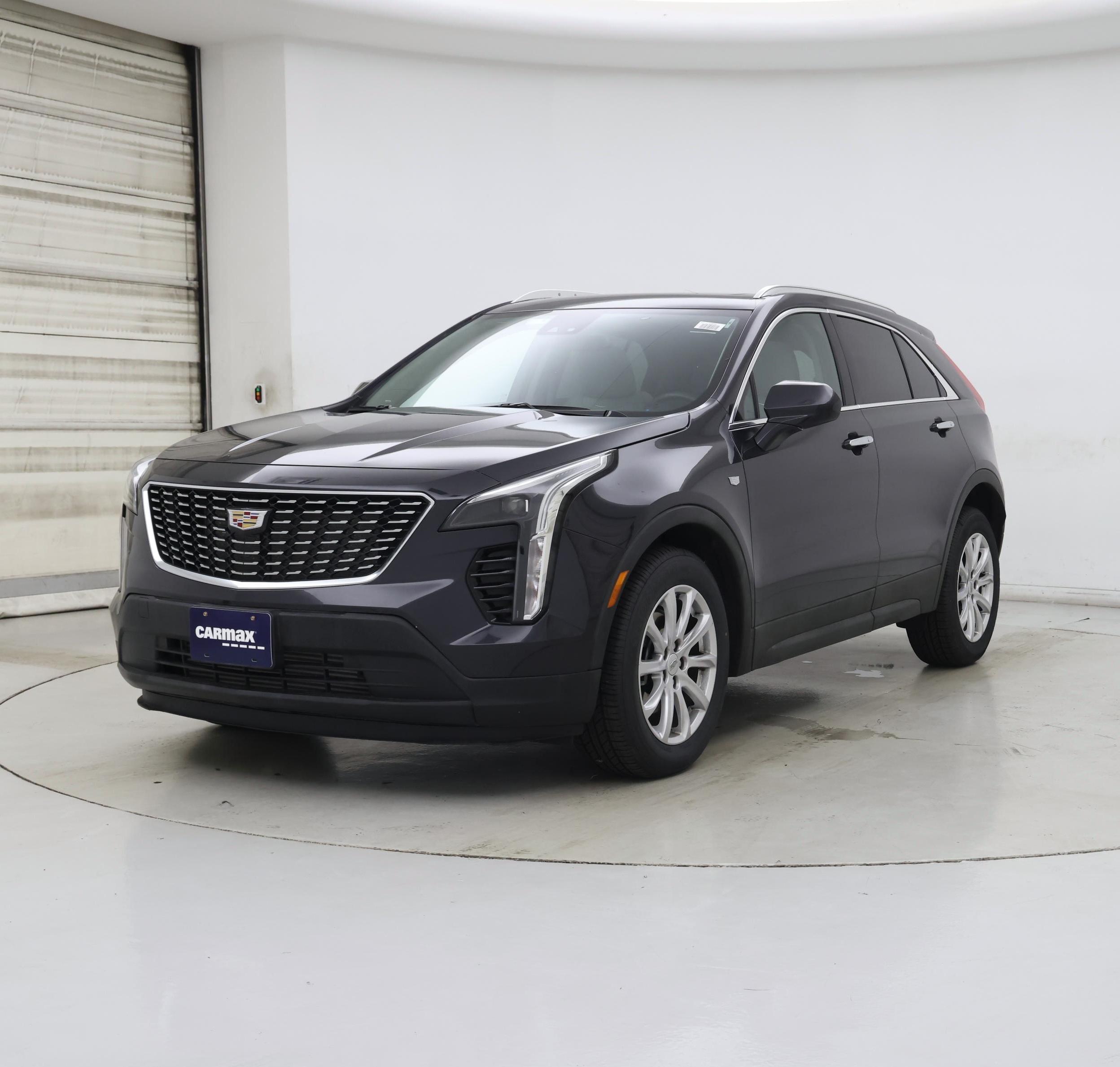 Thumbnail: 2023 Cadillac XT4 - 4