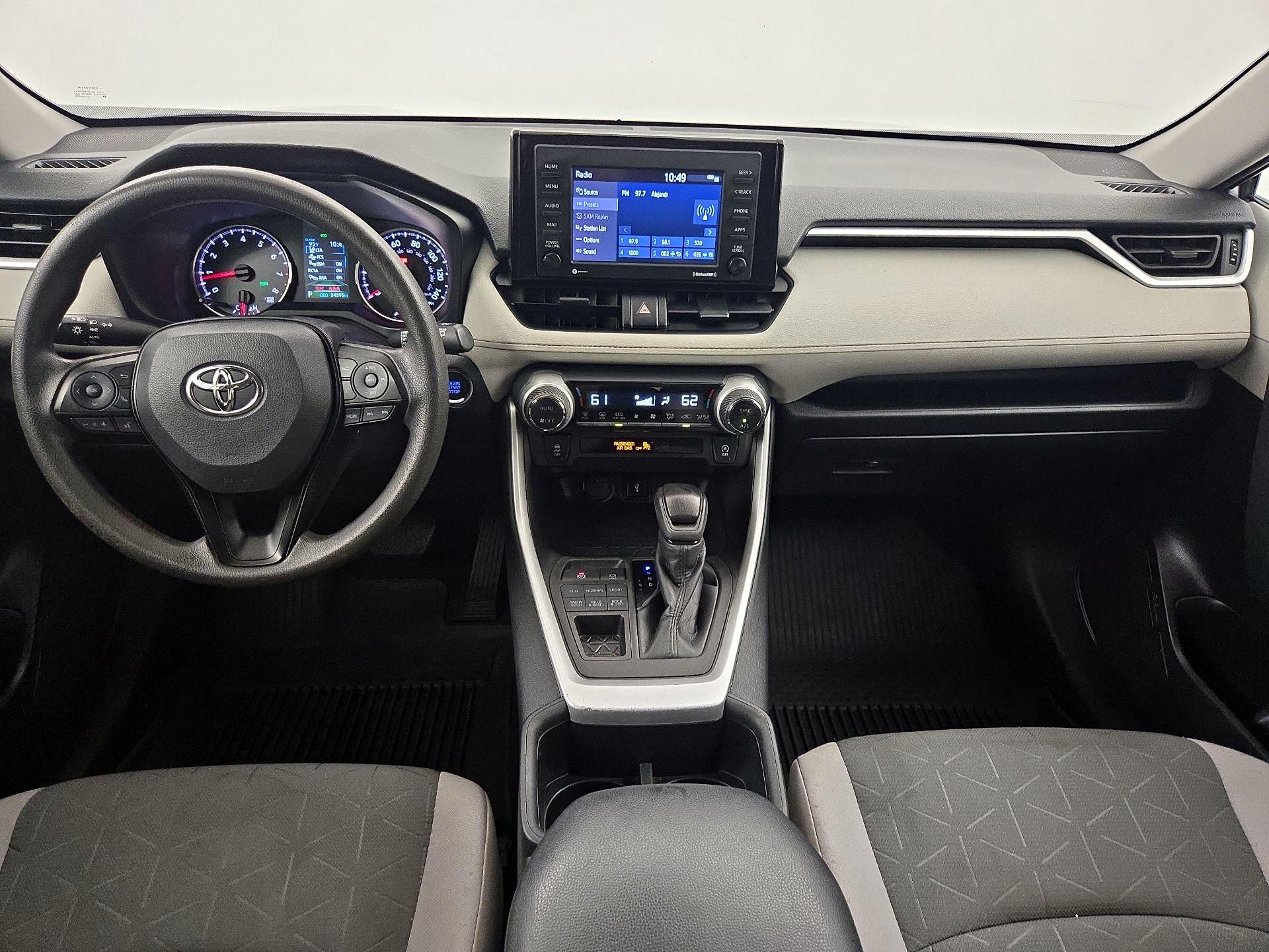 Thumbnail: 2022 Toyota RAV4 - 9