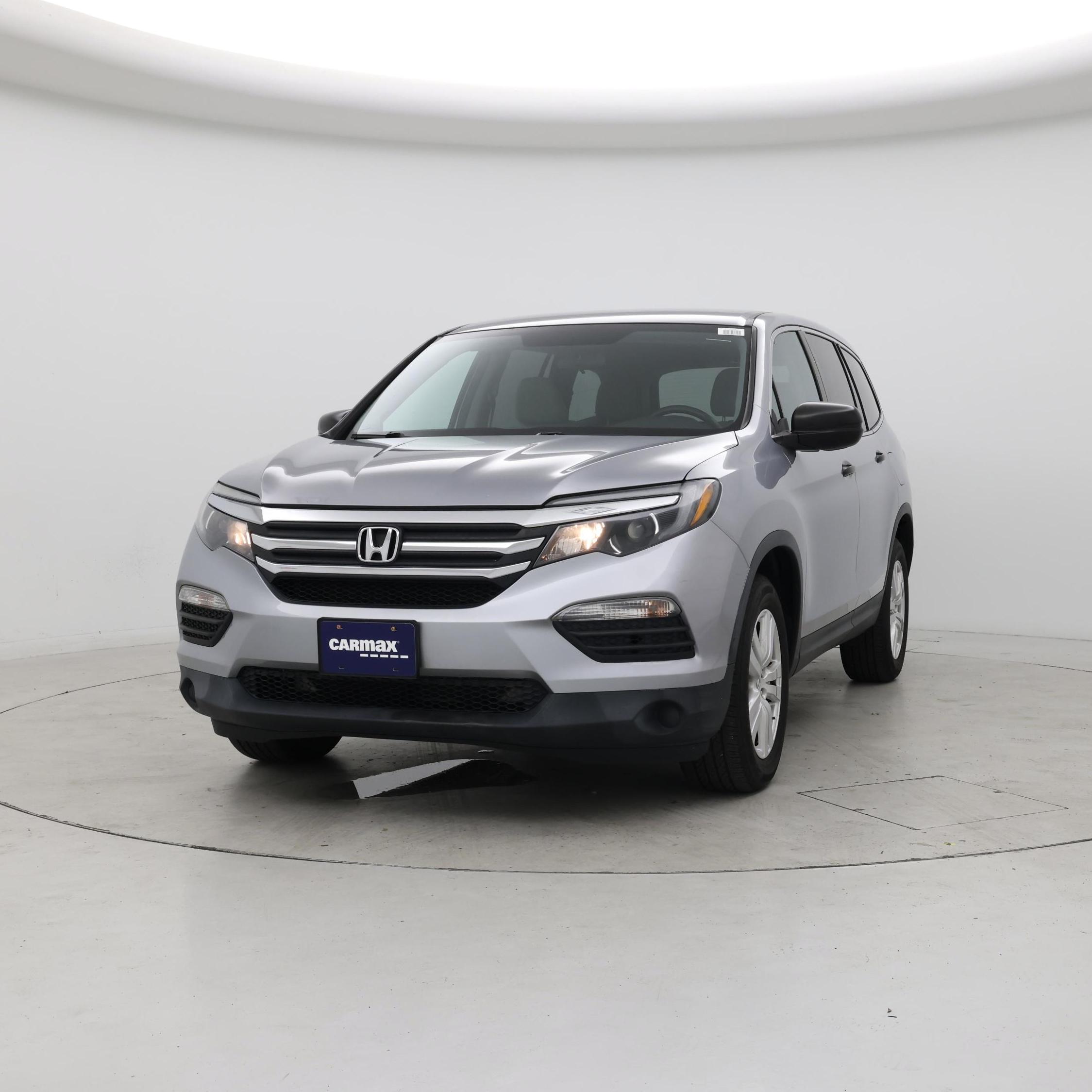 Thumbnail: 2017 Honda Pilot - 4