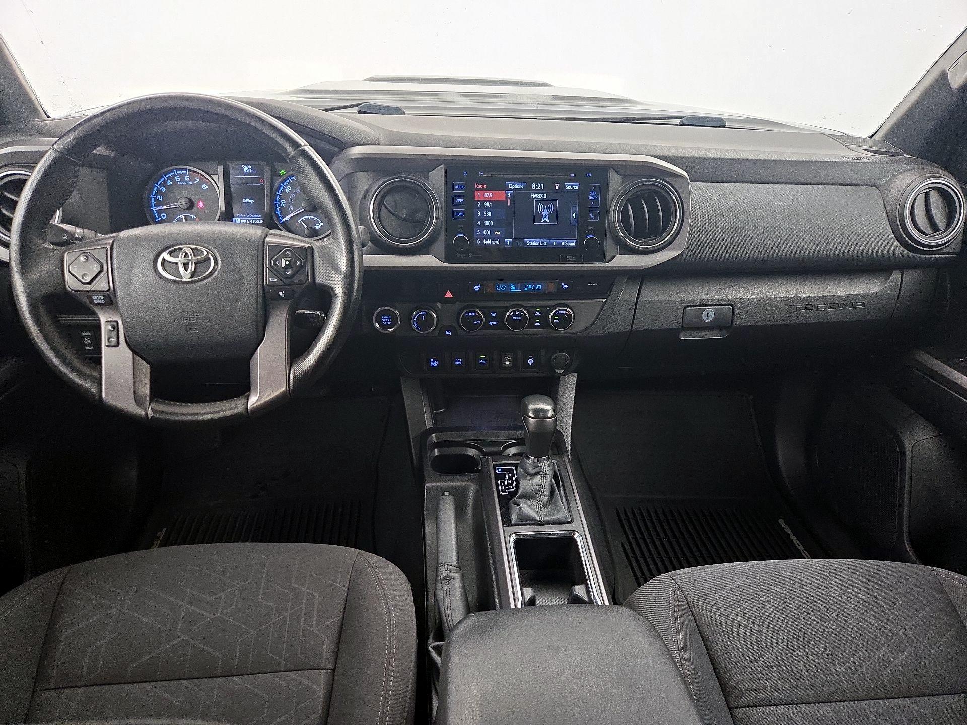 Thumbnail: 2016 Toyota Tacoma - 9