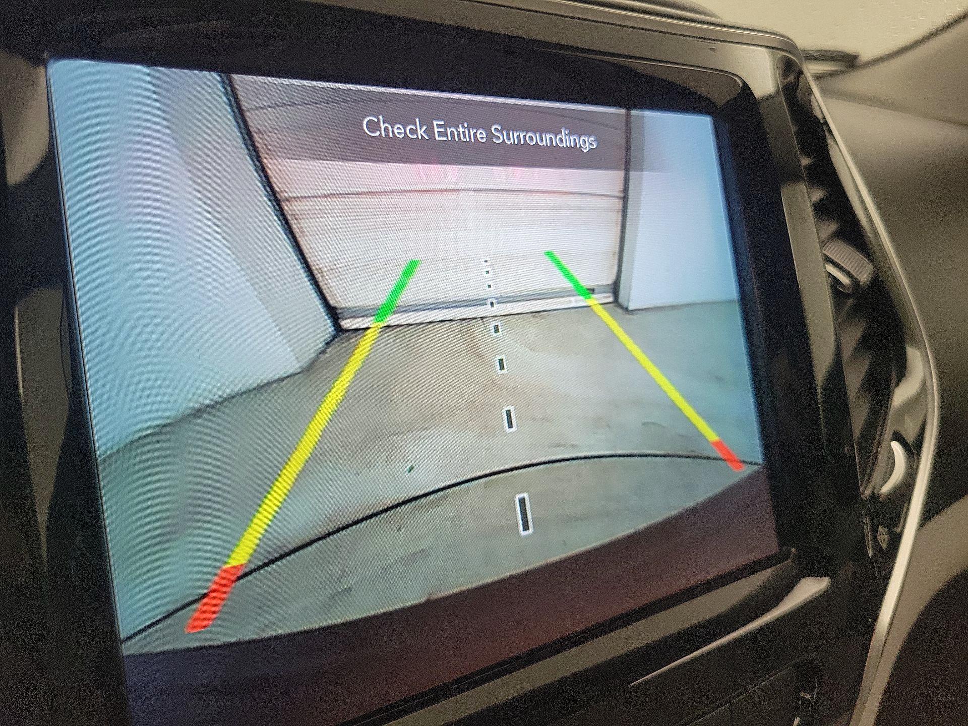 Thumbnail: 2019 Jeep Cherokee - 15