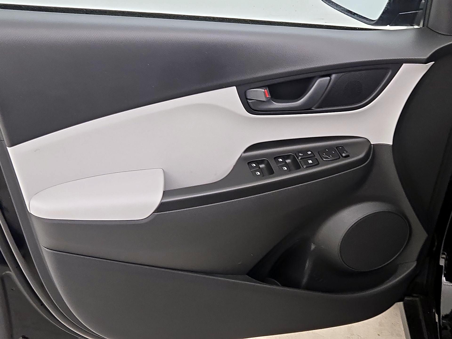 Thumbnail: 2023 Hyundai Kona - 12