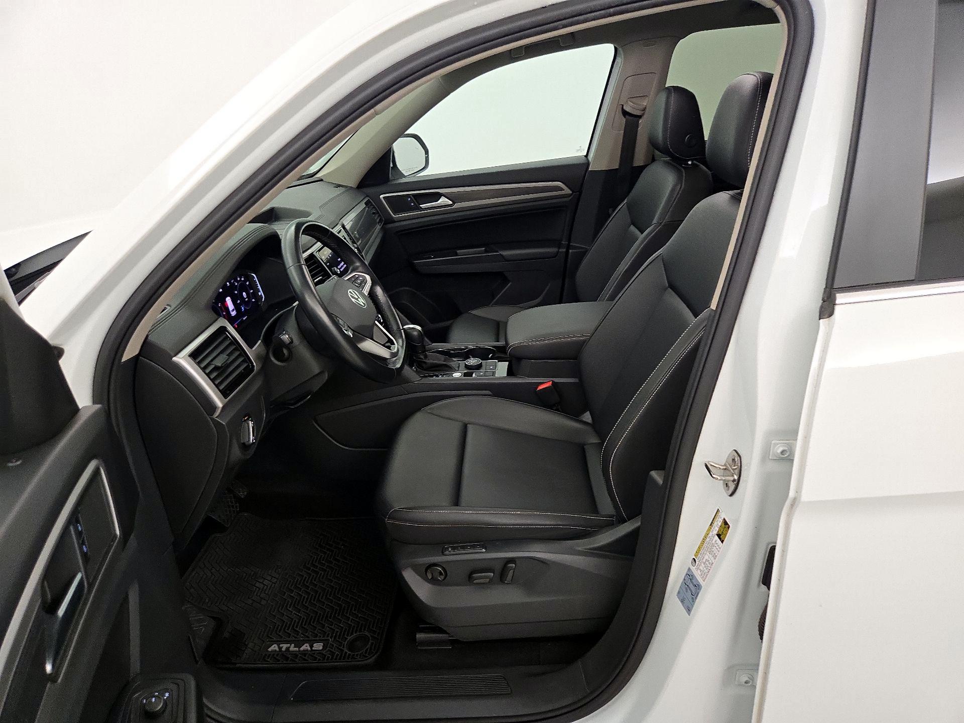 Thumbnail: 2021 Volkswagen Atlas - 11