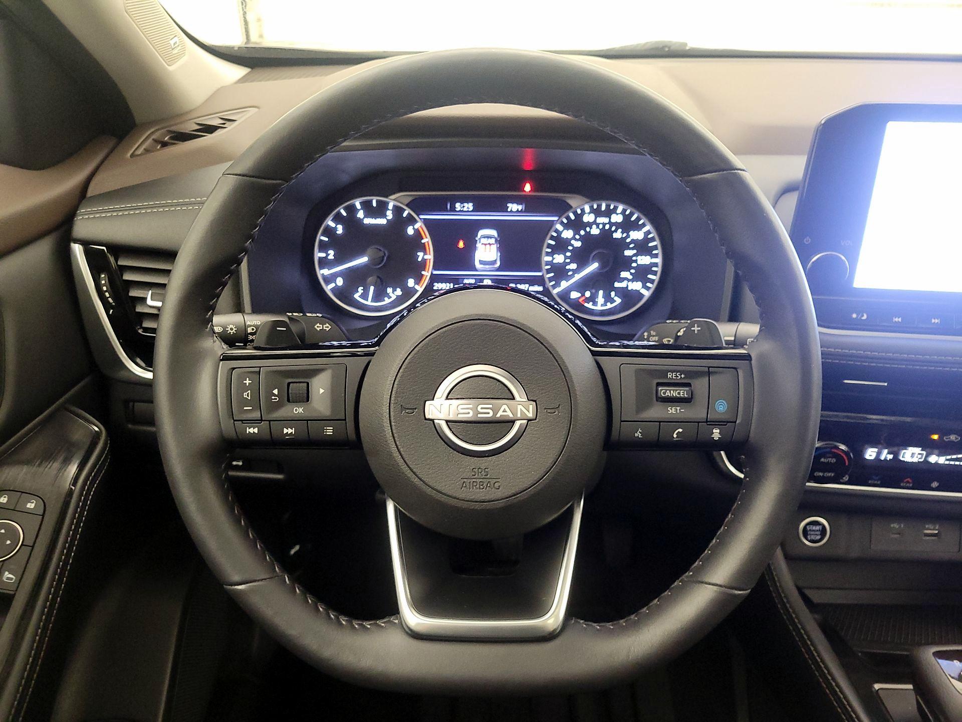Thumbnail: 2023 Nissan Rogue - 10
