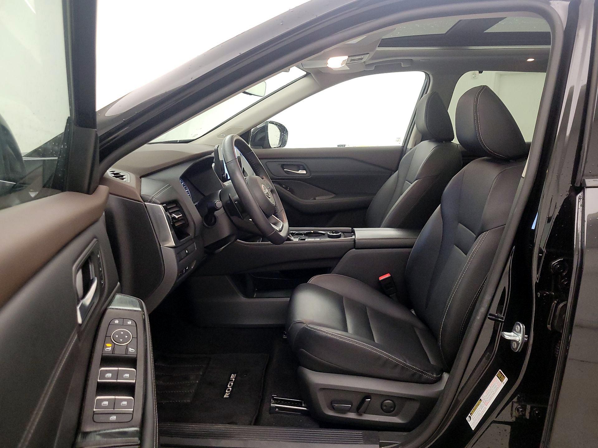 Thumbnail: 2023 Nissan Rogue - 11