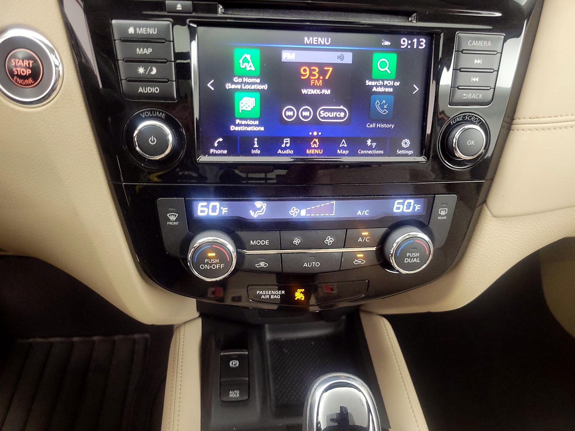 Thumbnail: 2019 Nissan Rogue - 16