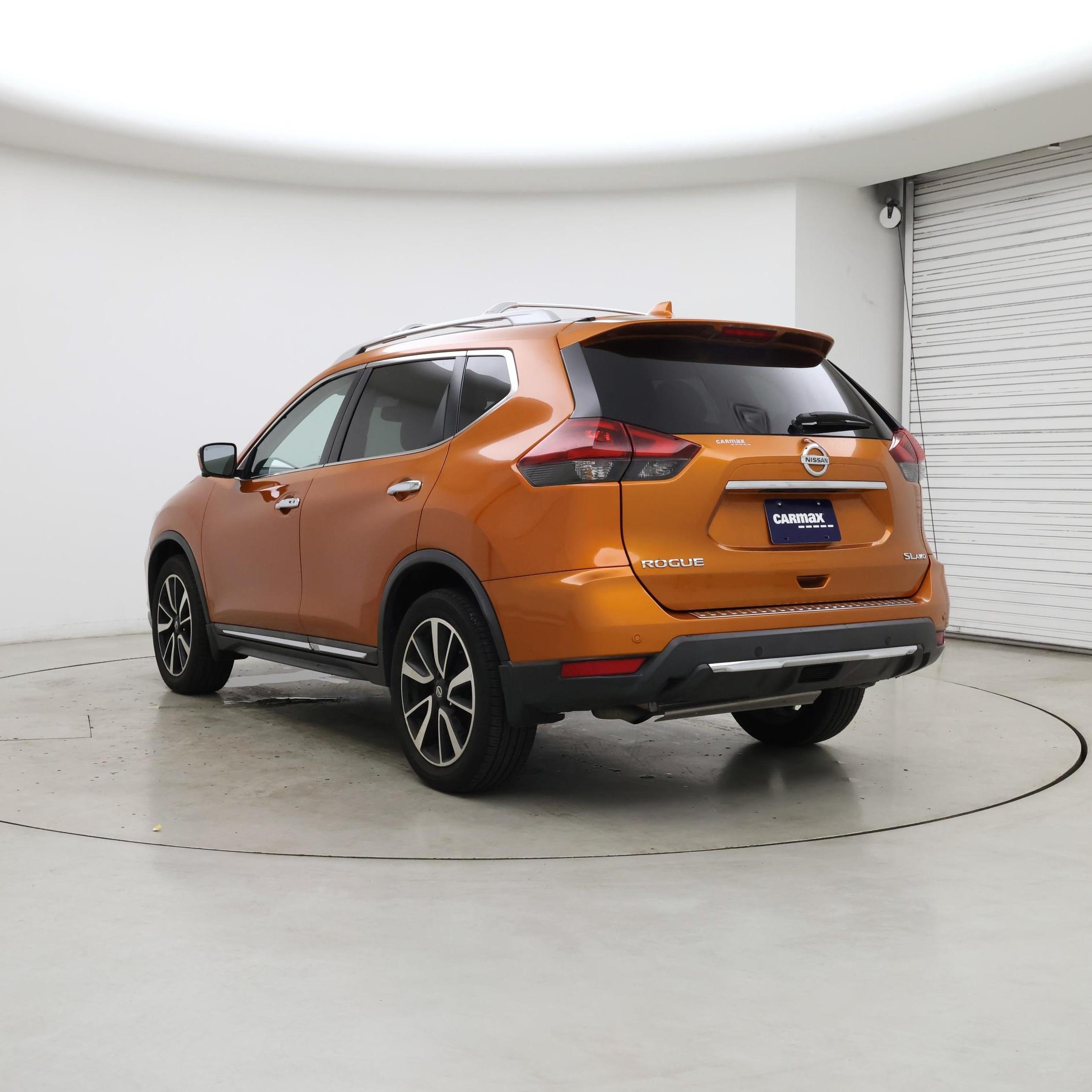 Thumbnail: 2019 Nissan Rogue - 2