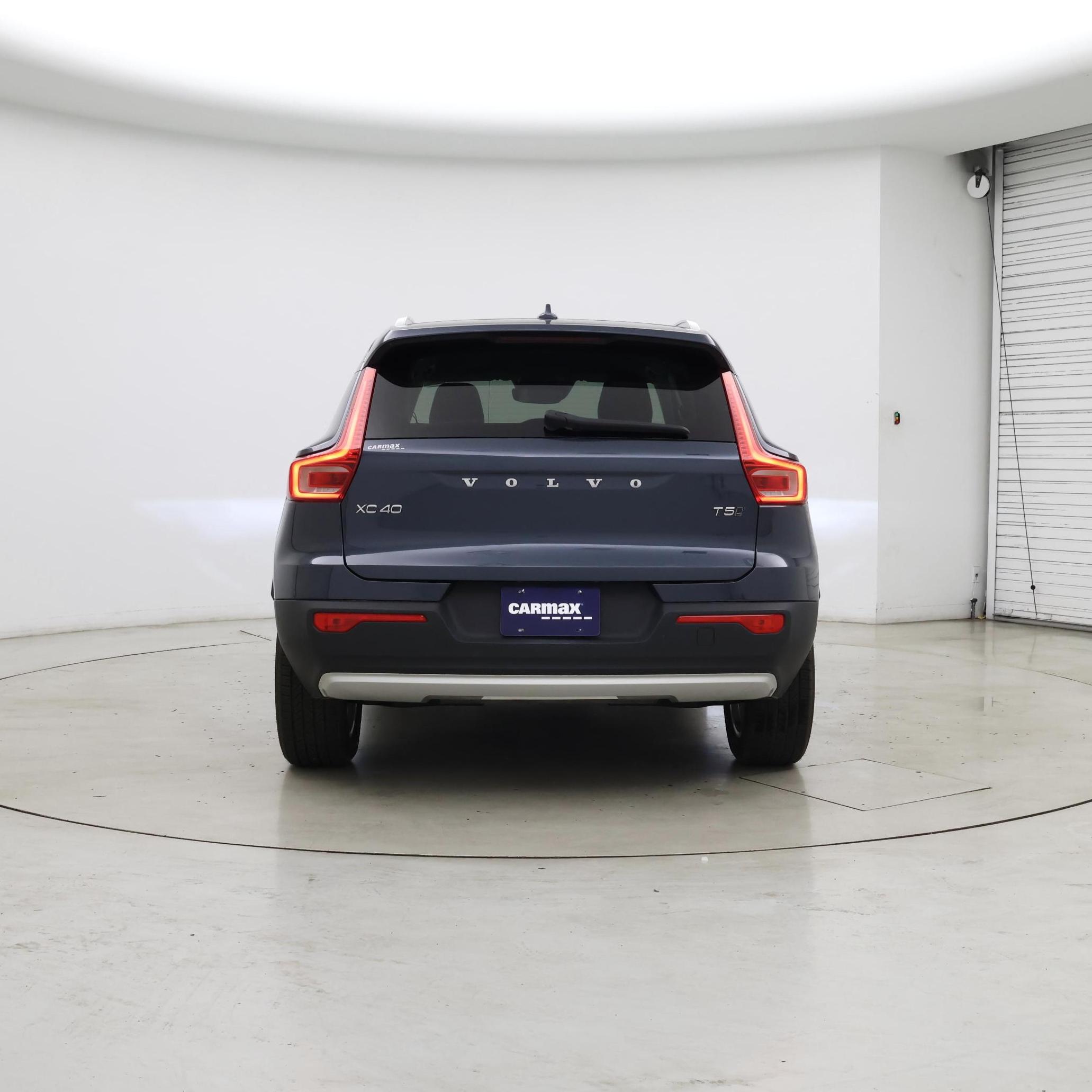 Thumbnail: 2021 Volvo XC40 - 6