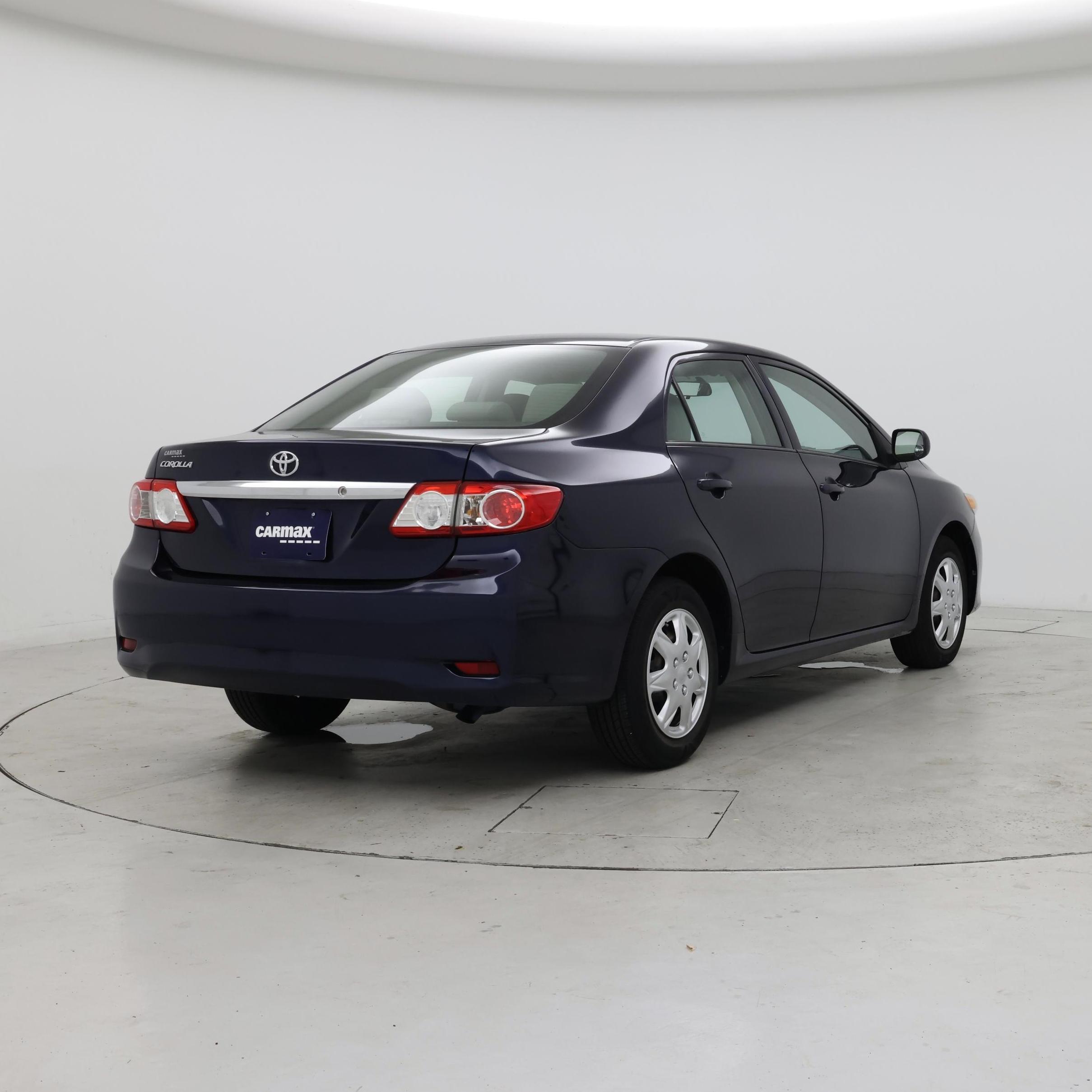 Thumbnail: 2013 Toyota Corolla - 8