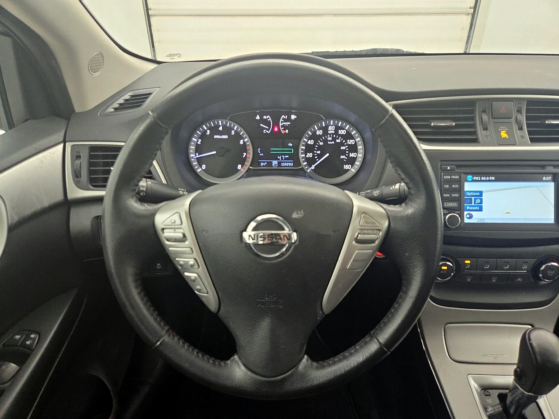 Thumbnail: 2015 Nissan Sentra - 10