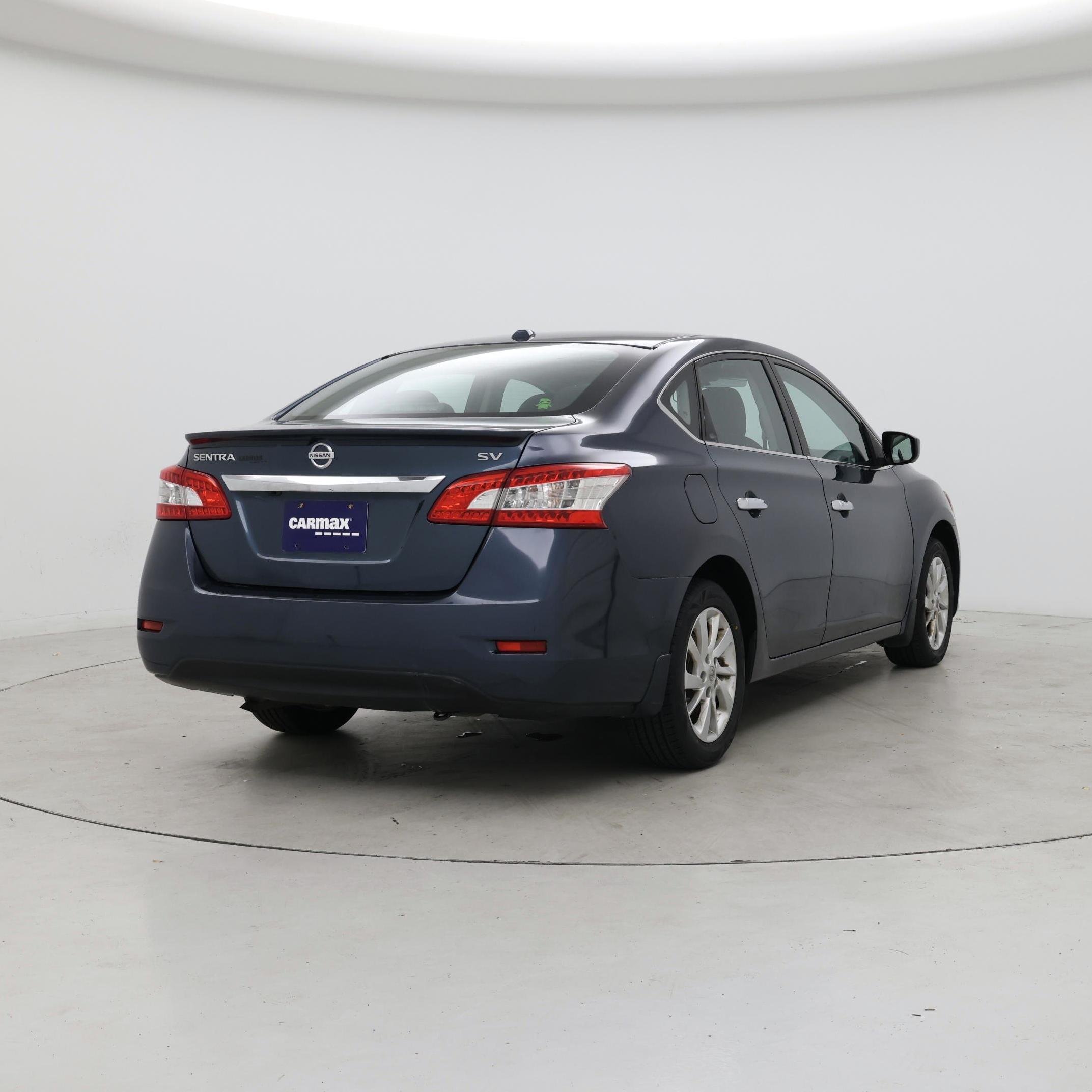 Thumbnail: 2015 Nissan Sentra - 8