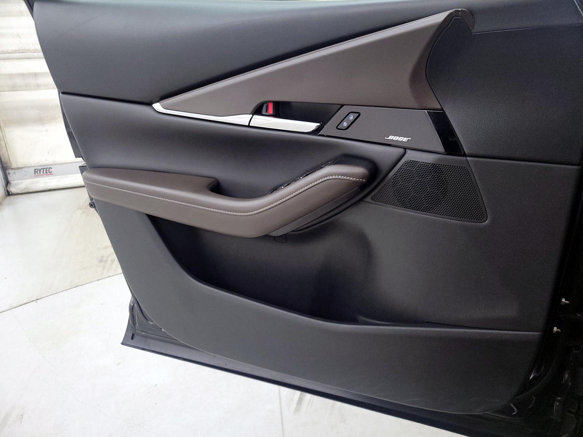 Thumbnail: 2022 Mazda CX-30 - 12