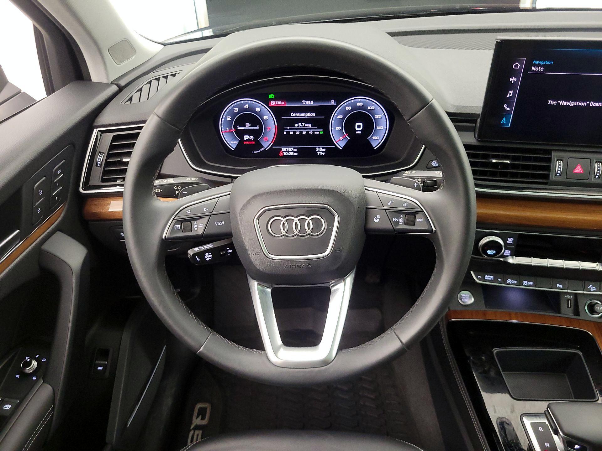 Thumbnail: 2023 Audi Q5 - 10