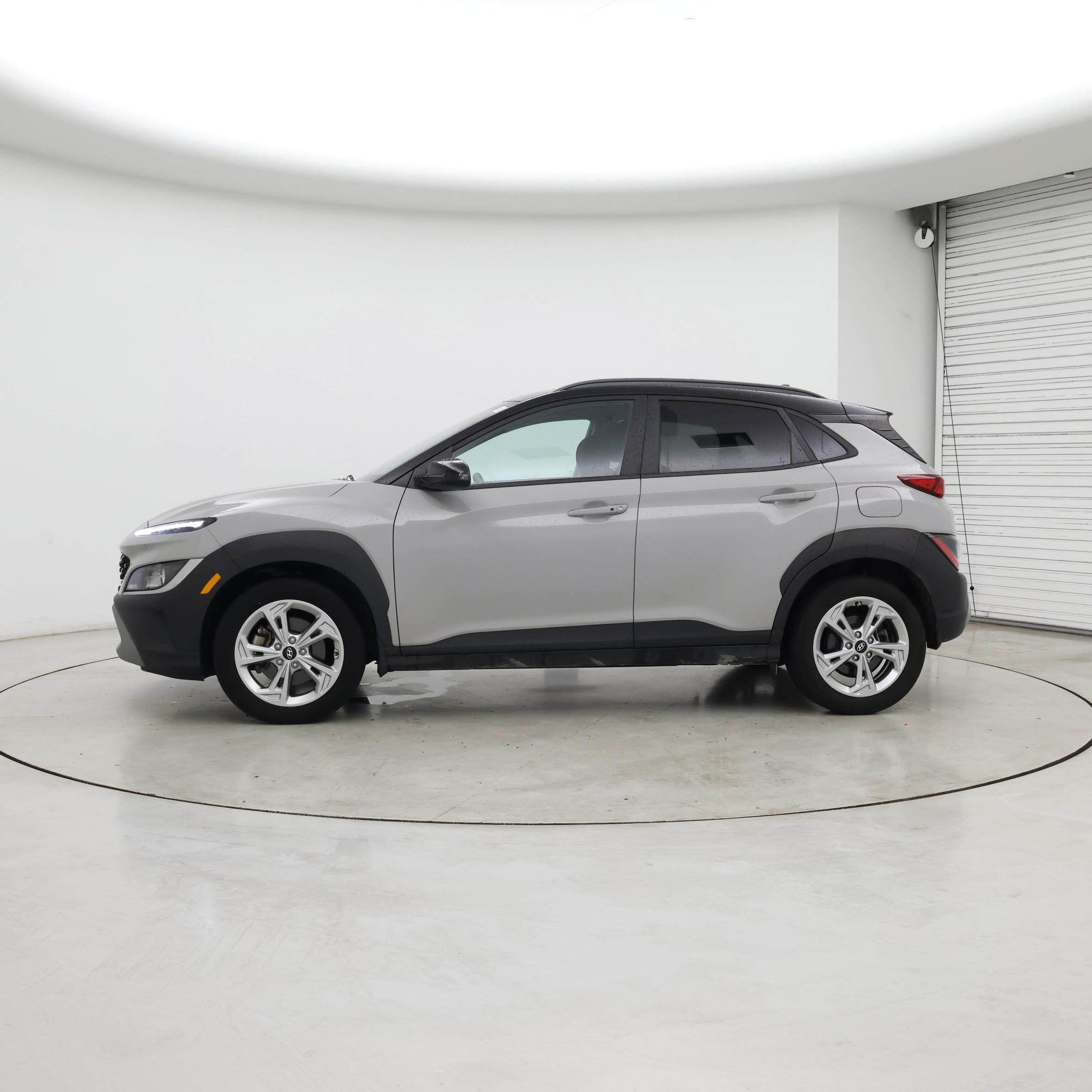 Thumbnail: 2022 Hyundai Kona - 3