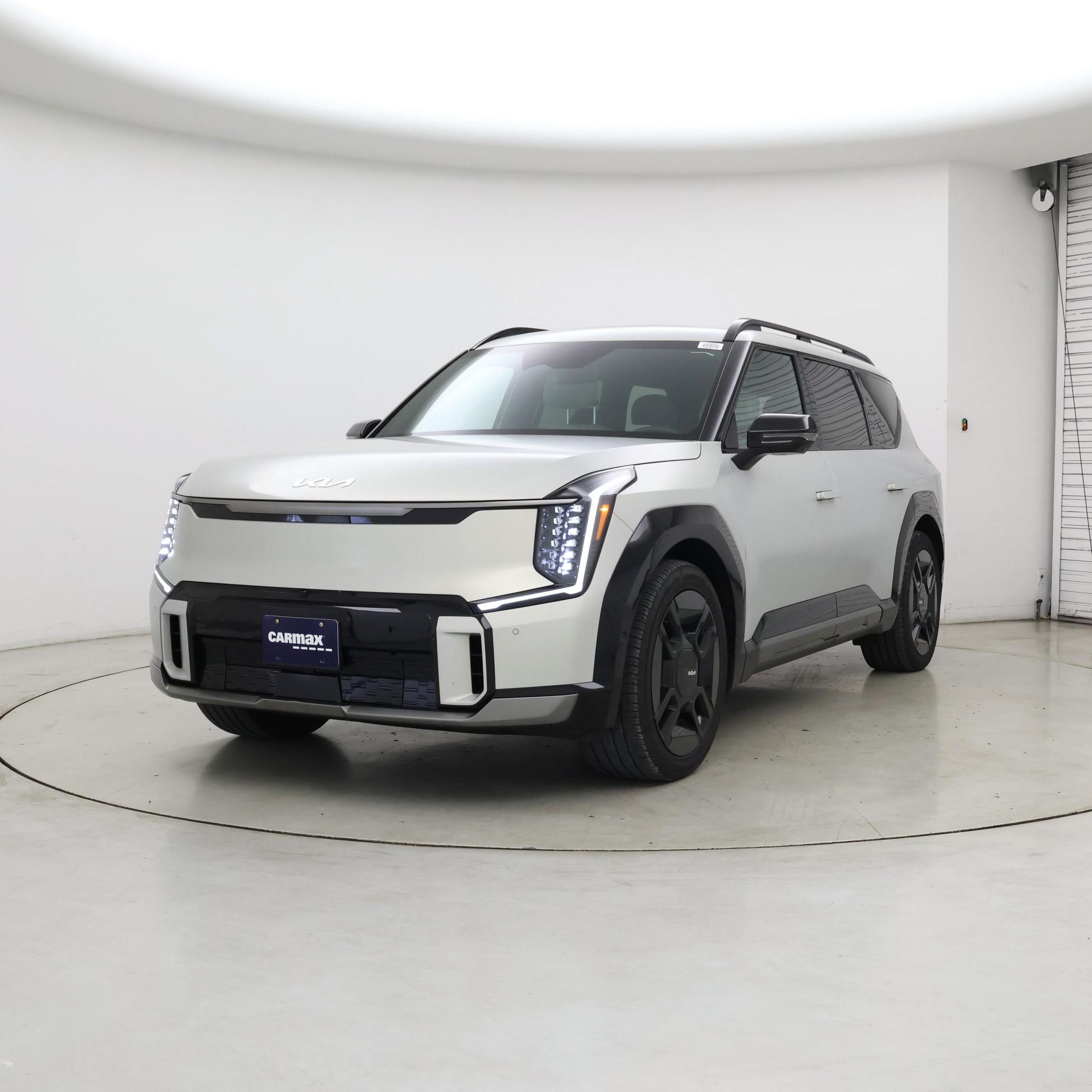 Thumbnail: 2024 Kia EV9 - 4
