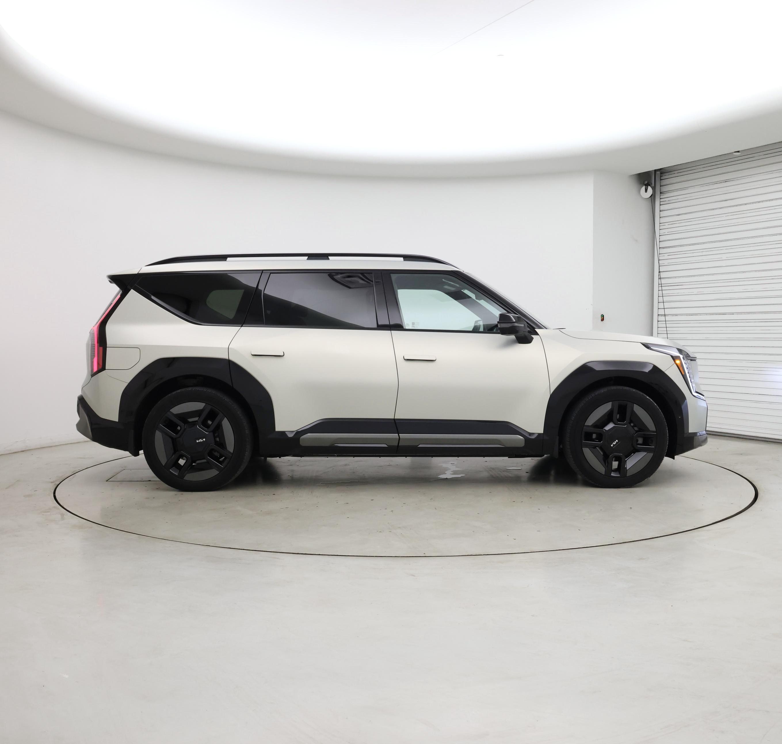 Thumbnail: 2024 Kia EV9 - 7
