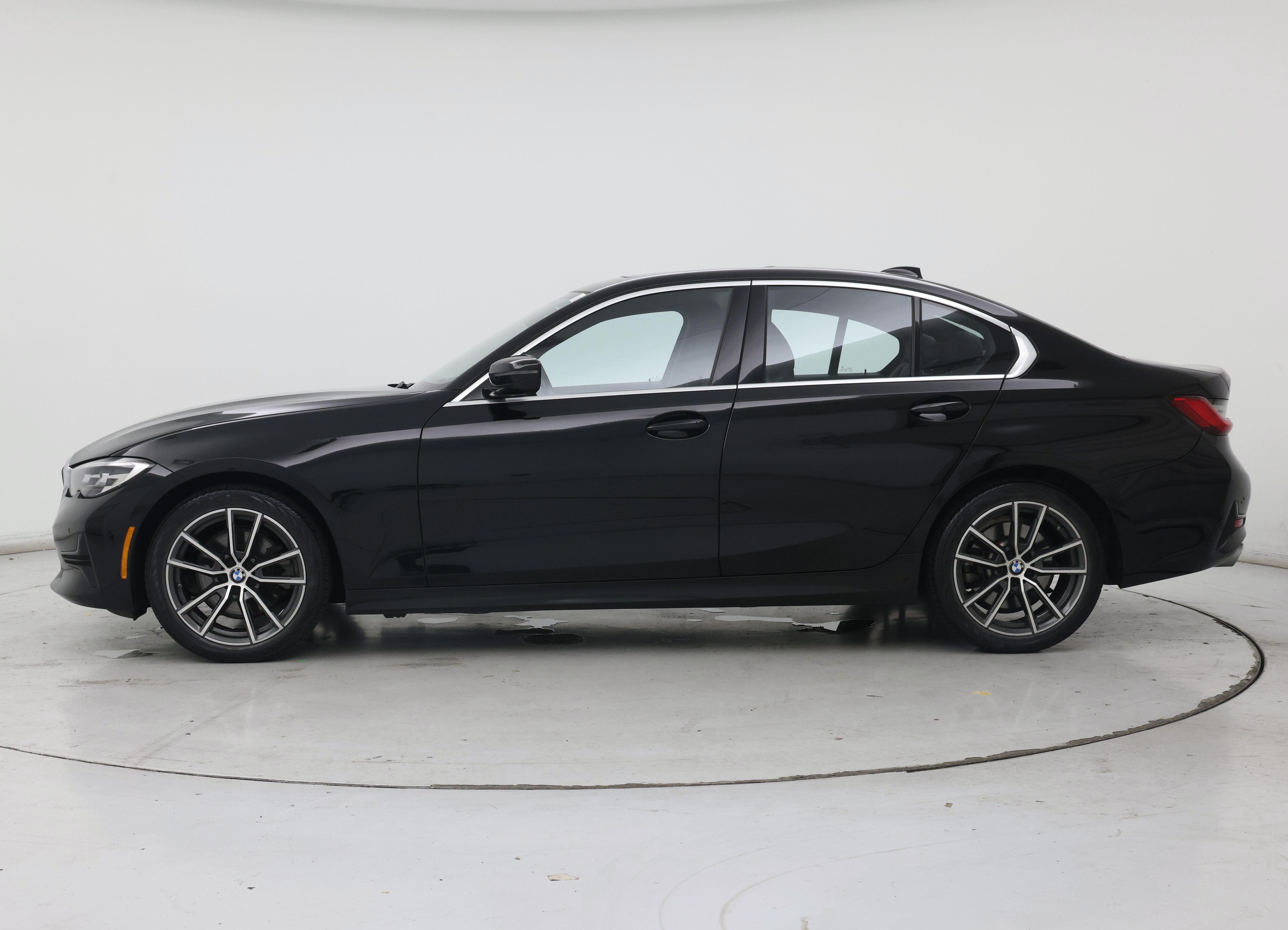 Thumbnail: 2019 BMW 3 Series - 3