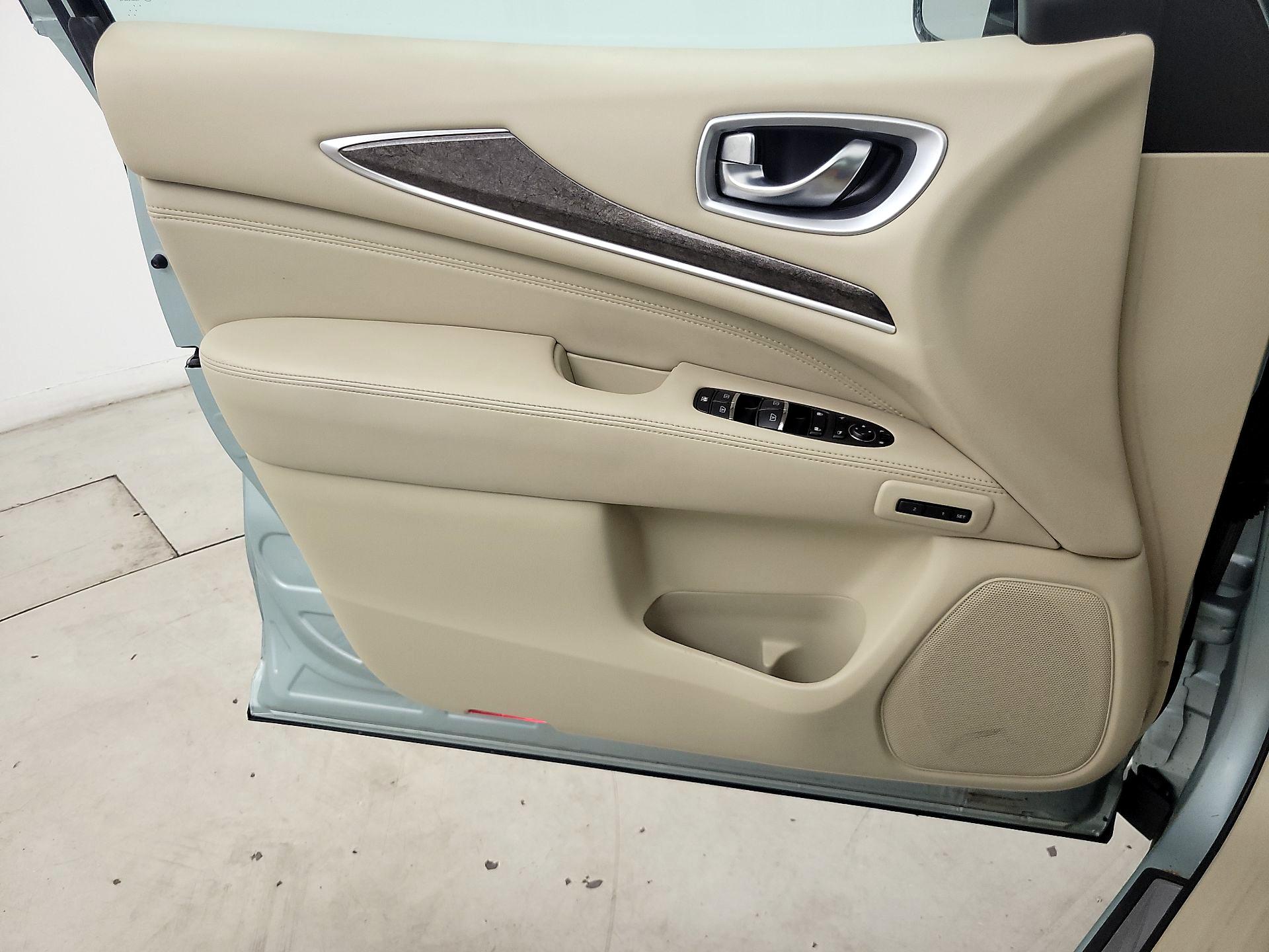 Thumbnail: 2014 INFINITI QX60 - 12