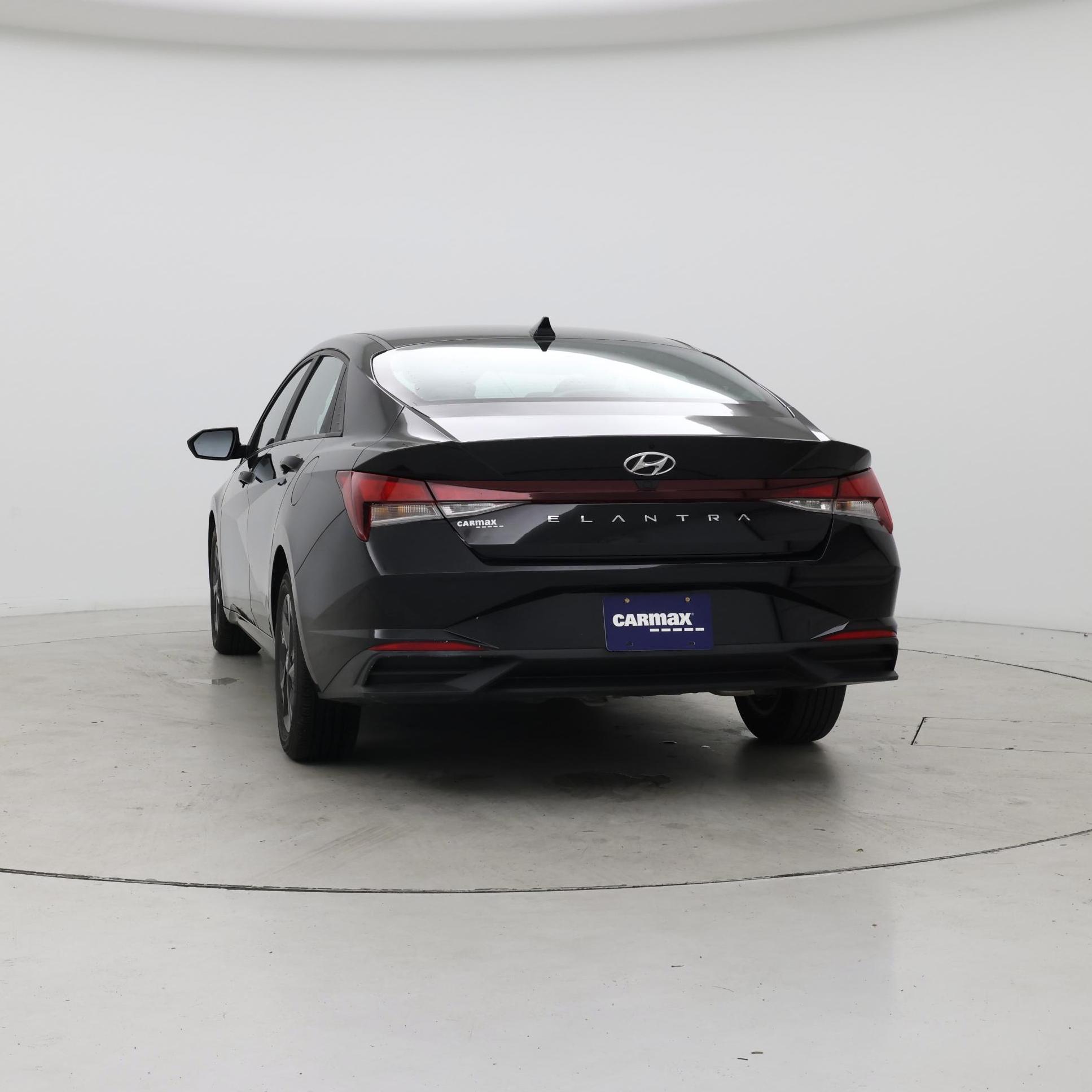 Thumbnail: 2022 Hyundai Elantra - 6