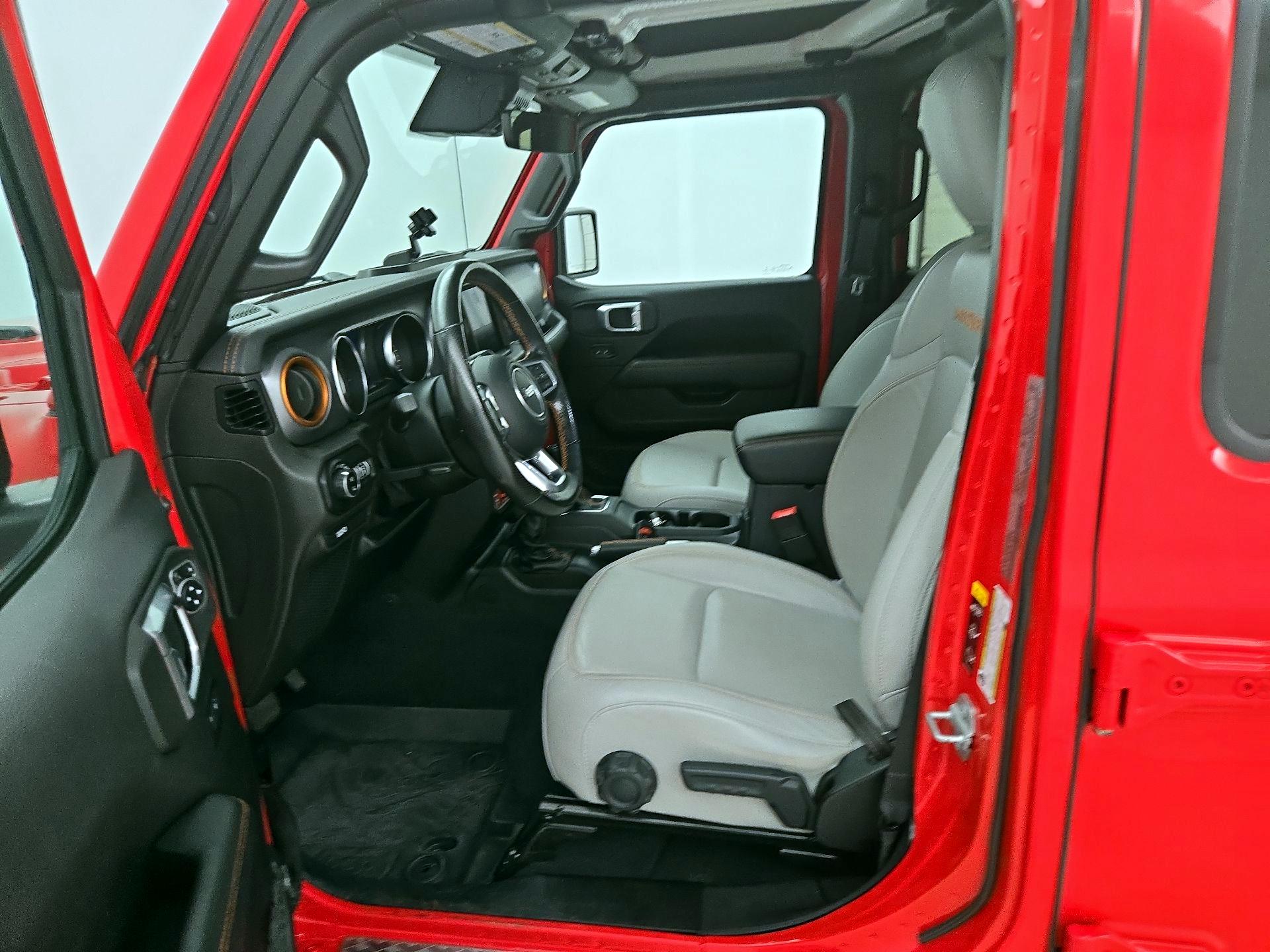 Thumbnail: 2020 Jeep Gladiator - 11