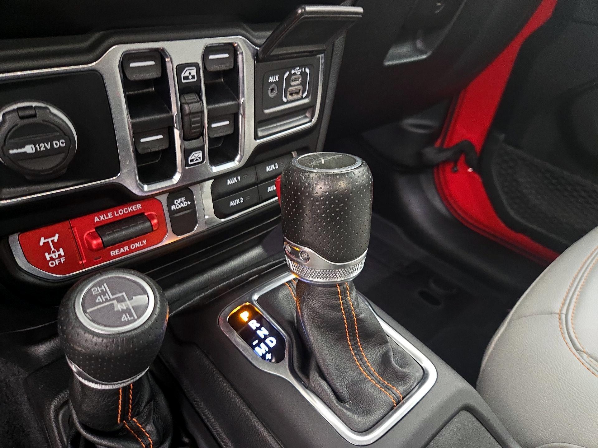 Thumbnail: 2020 Jeep Gladiator - 18