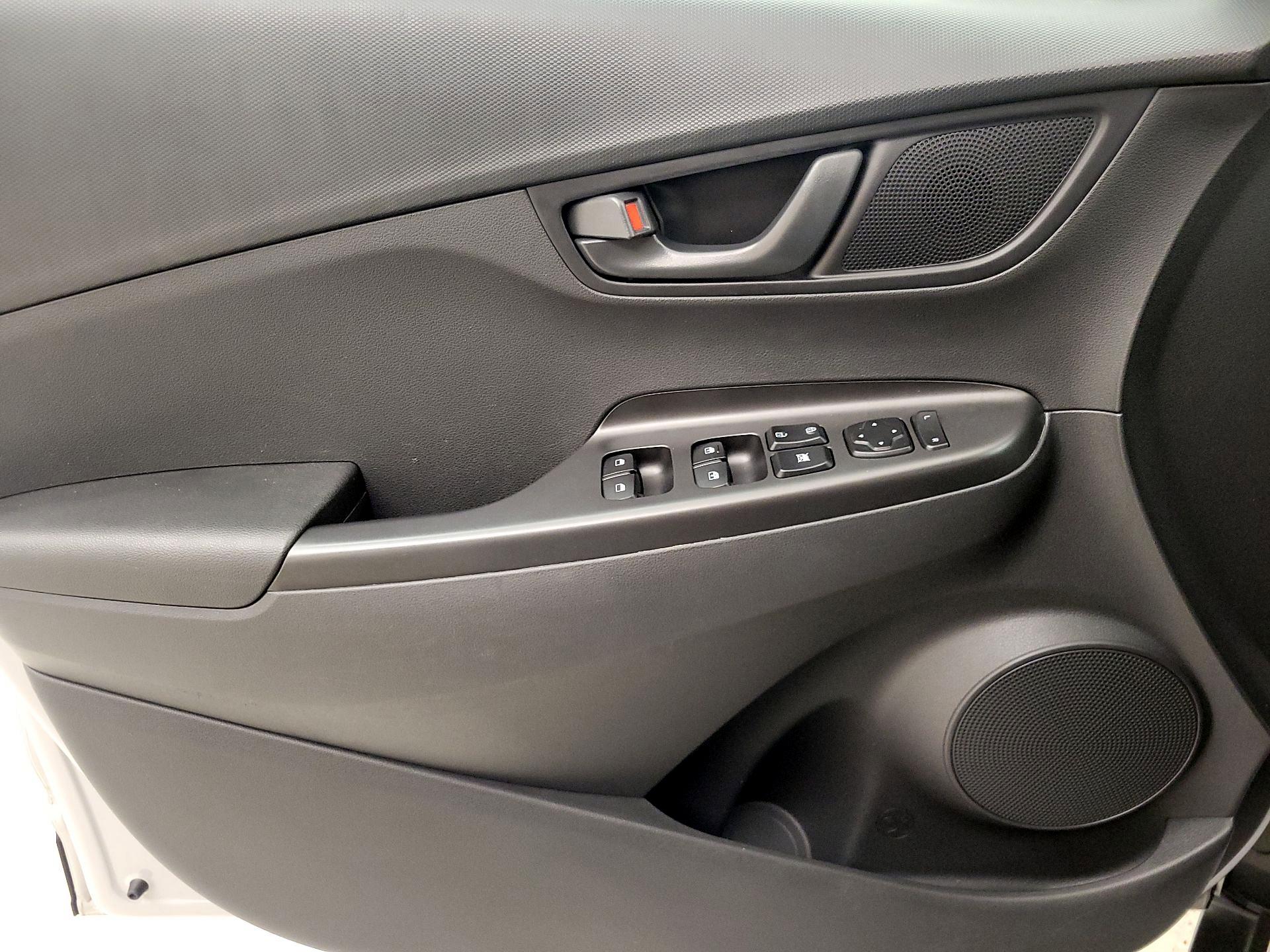 Thumbnail: 2023 Hyundai Kona - 12