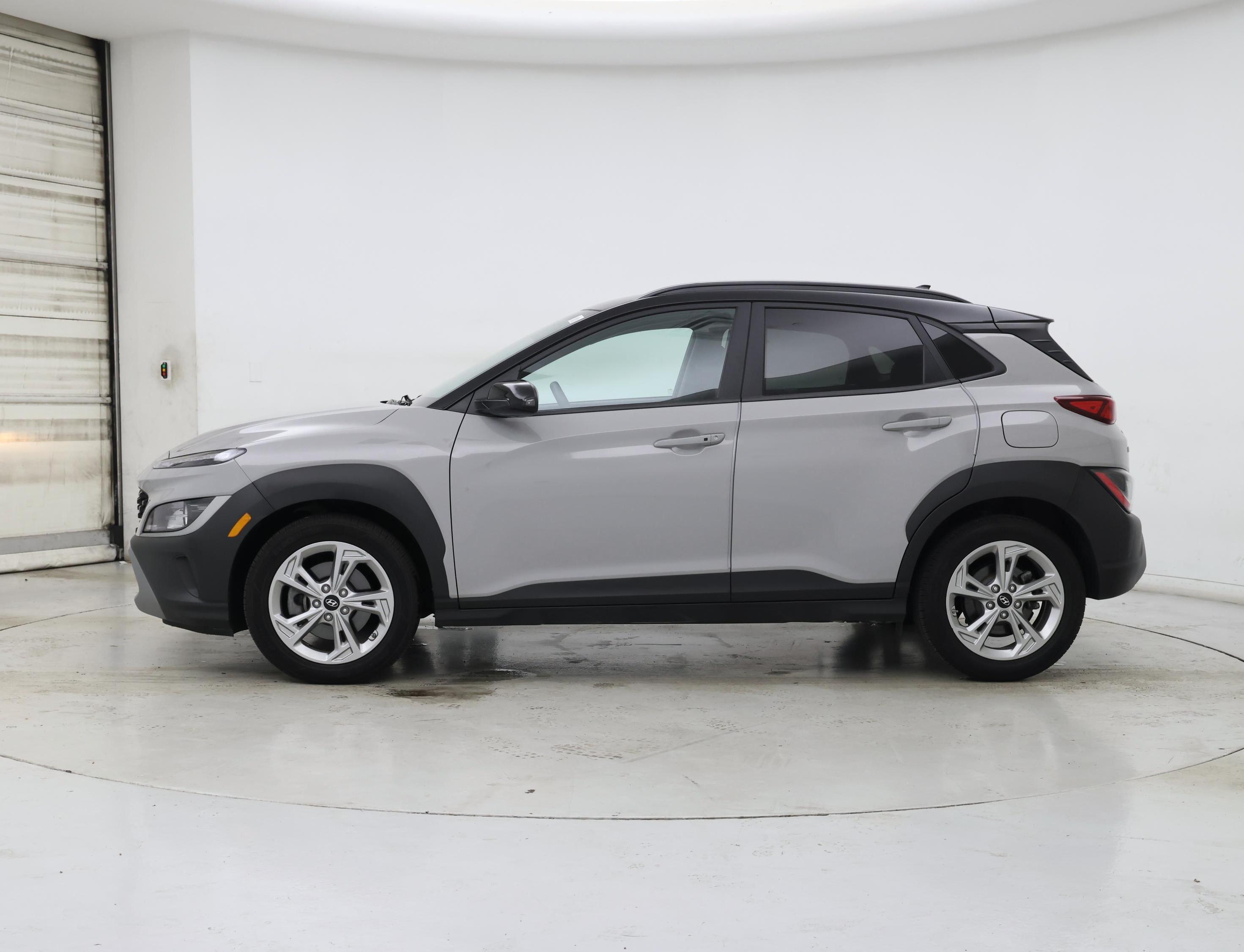 Thumbnail: 2023 Hyundai Kona - 3