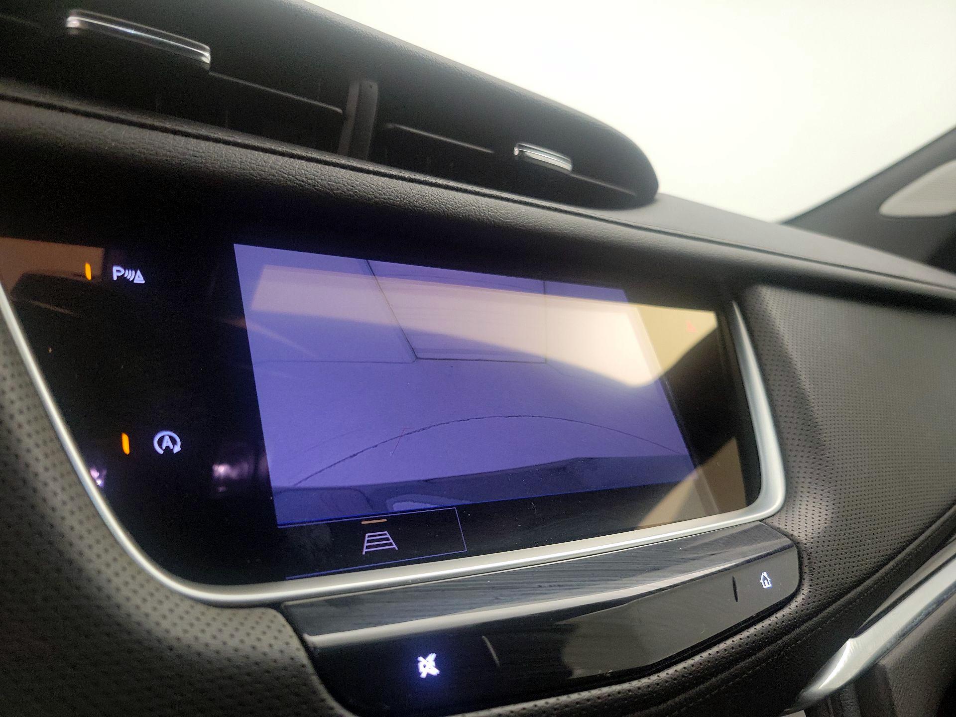 Thumbnail: 2023 Cadillac XT5 - 14
