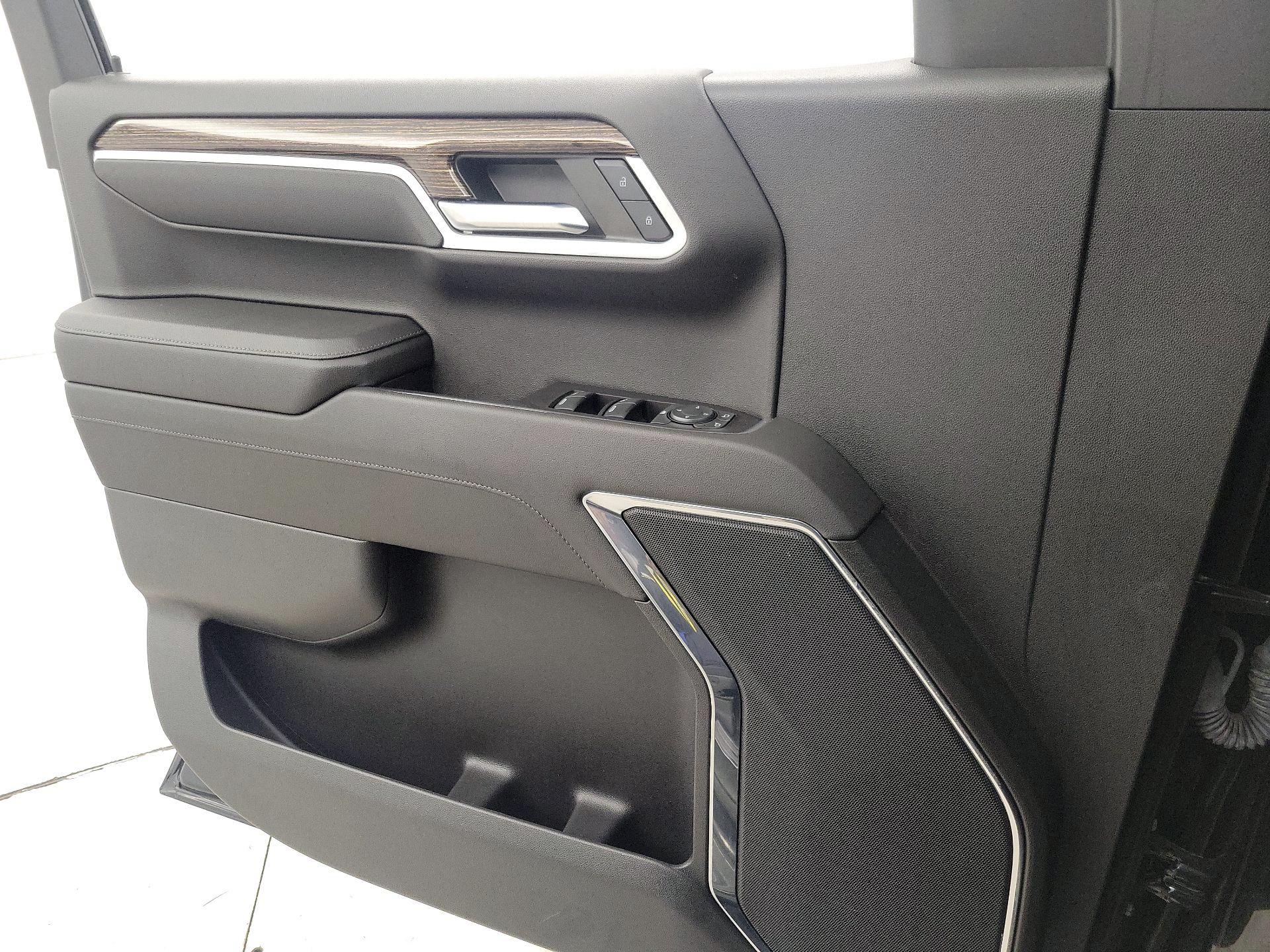 Thumbnail: 2022 GMC Sierra 1500 - 12