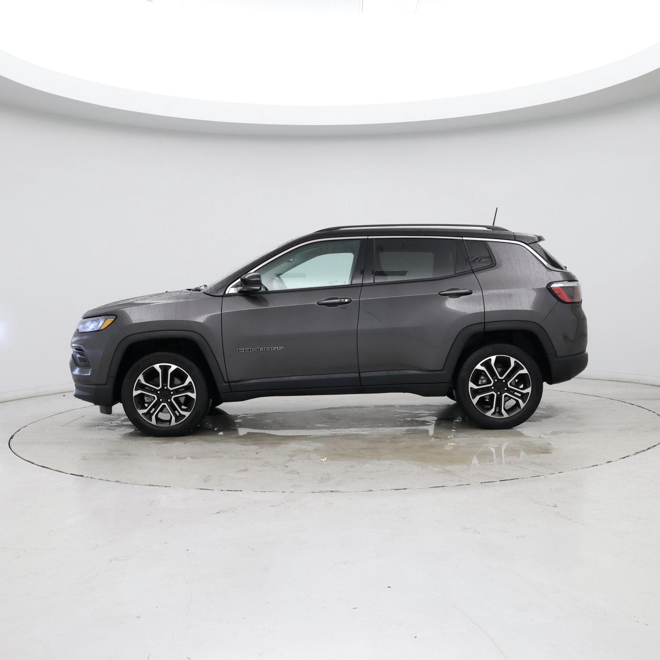 Thumbnail: 2022 Jeep Compass - 3