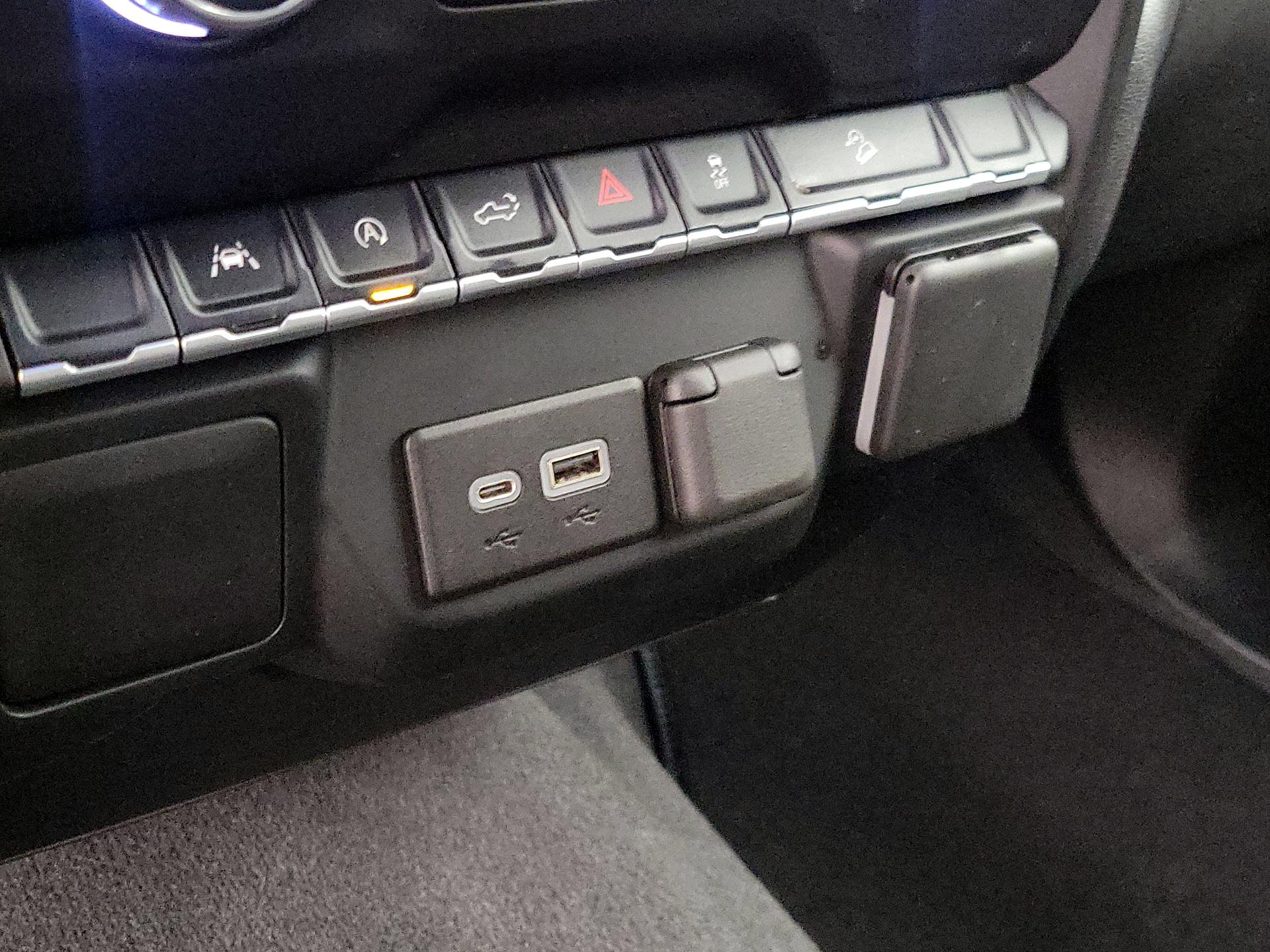Thumbnail: 2022 Chevrolet Silverado 1500 - 18