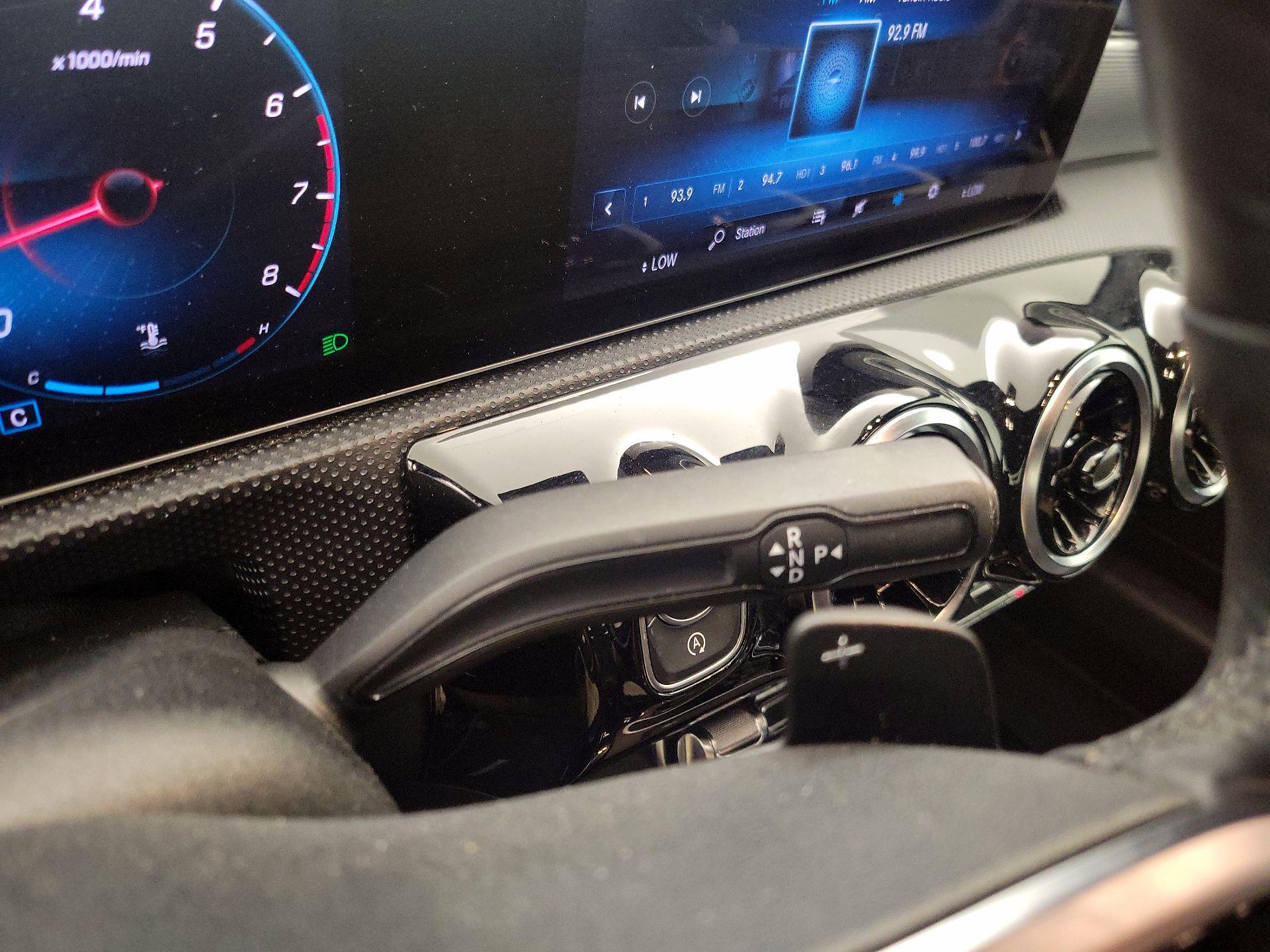 Thumbnail: 2020 Mercedes-Benz A-Class - 17