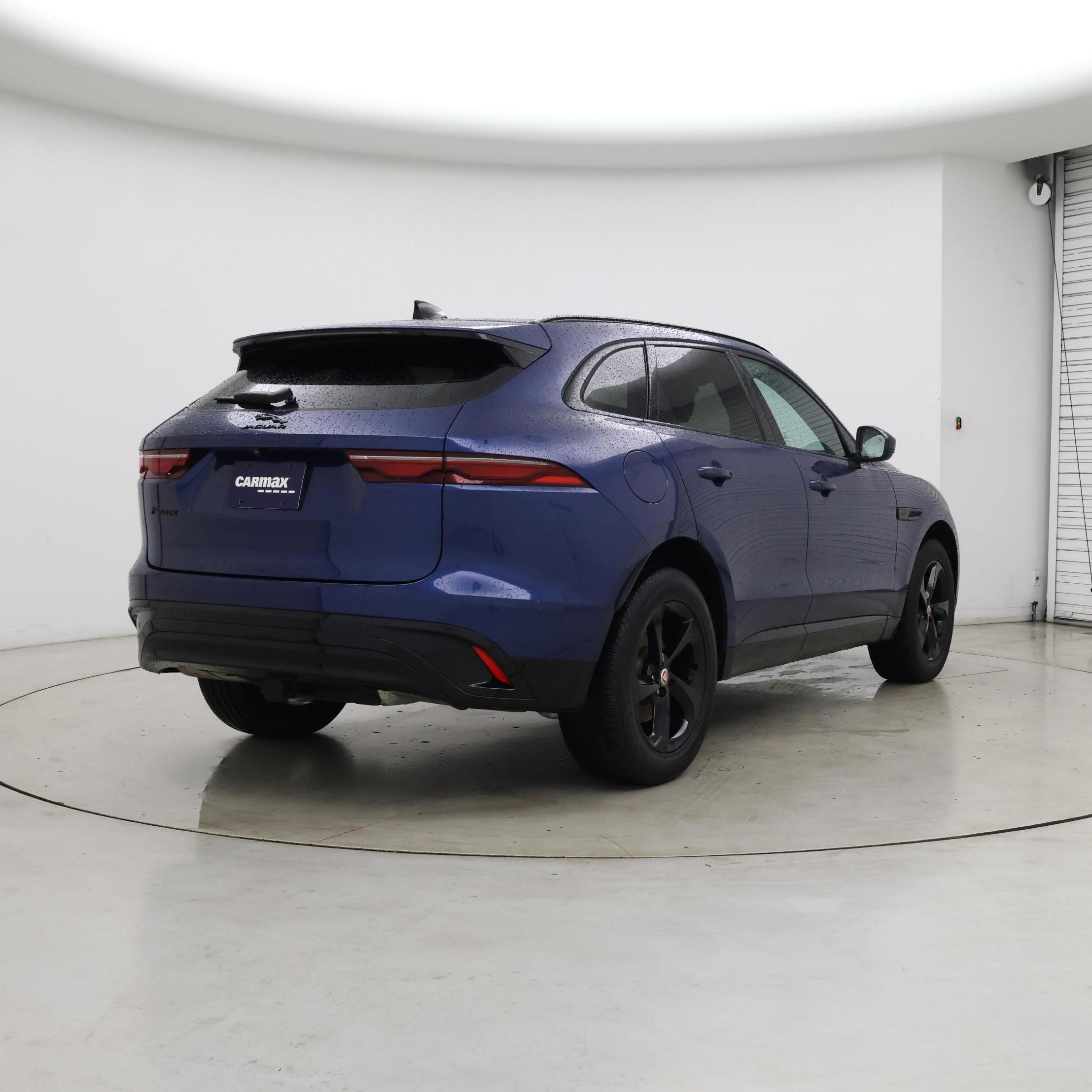 Thumbnail: 2023 Jaguar F-Pace - 8