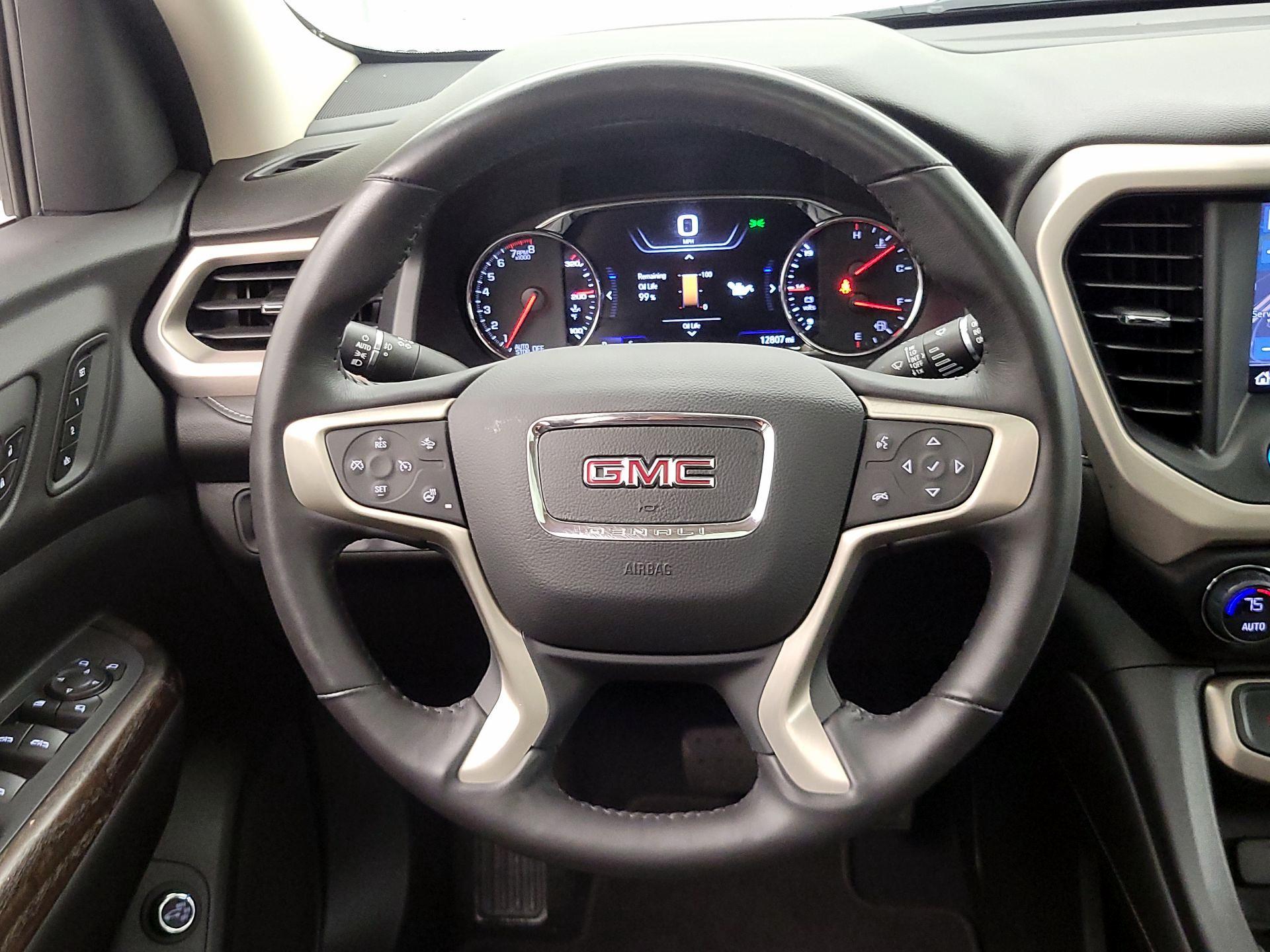 Thumbnail: 2022 GMC Acadia - 10