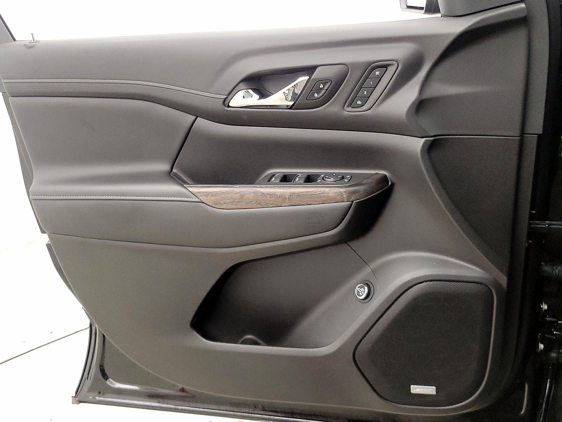 Thumbnail: 2022 GMC Acadia - 12