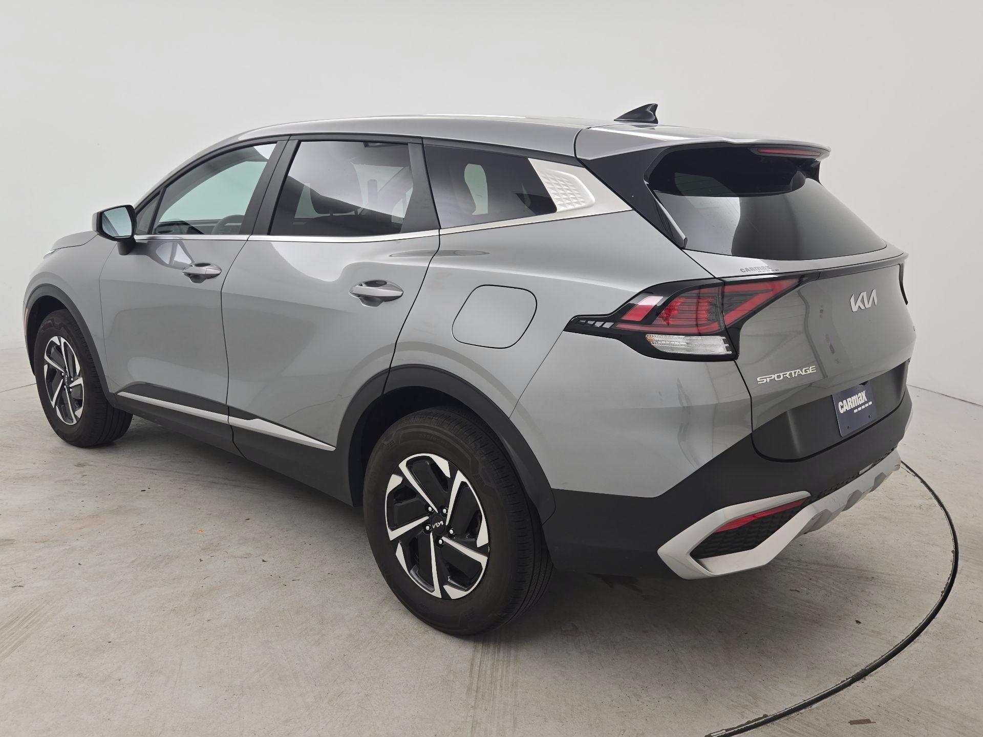 Thumbnail: 2023 Kia Sportage - 7