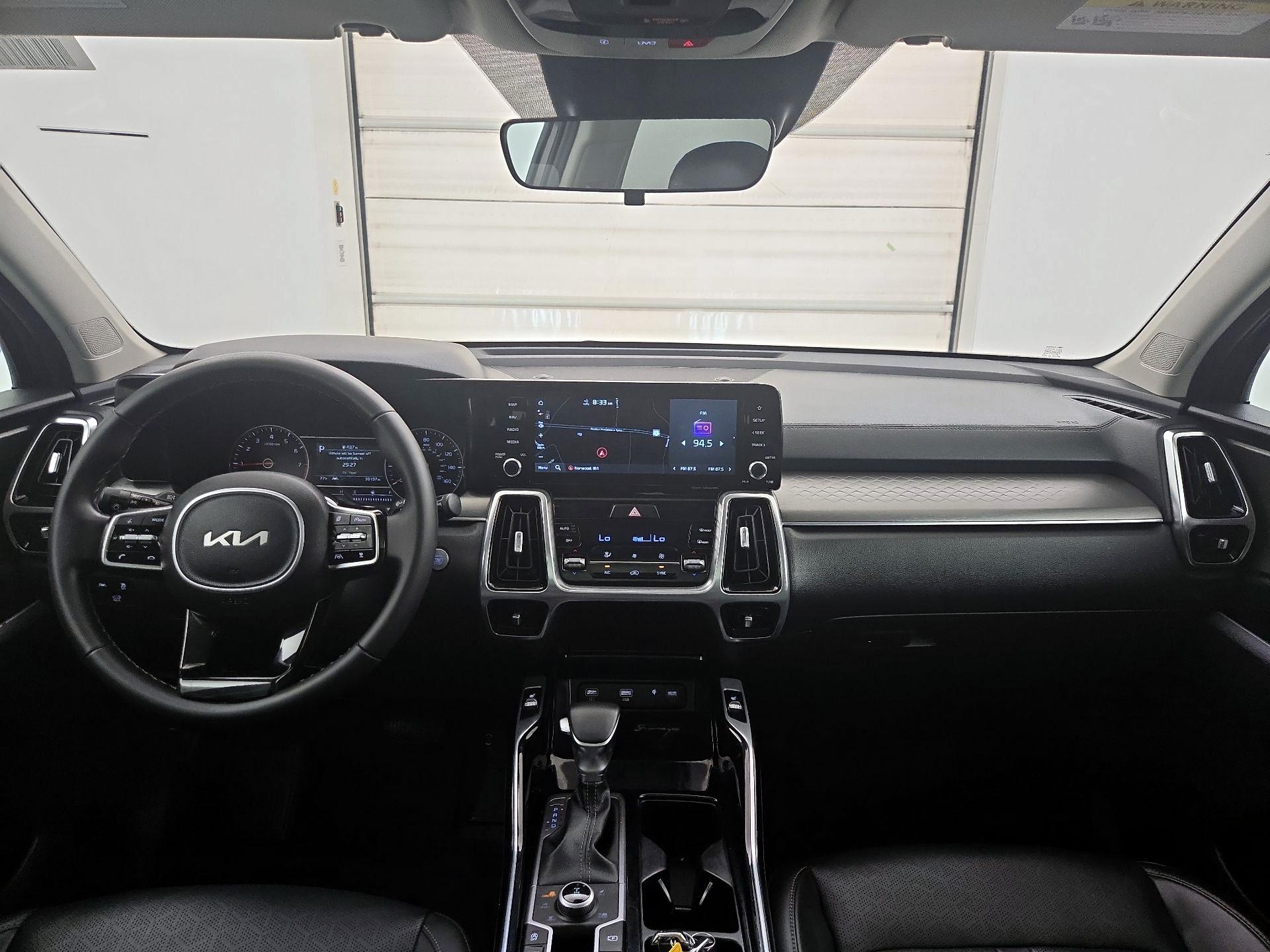 Thumbnail: 2022 Kia Sorento - 9
