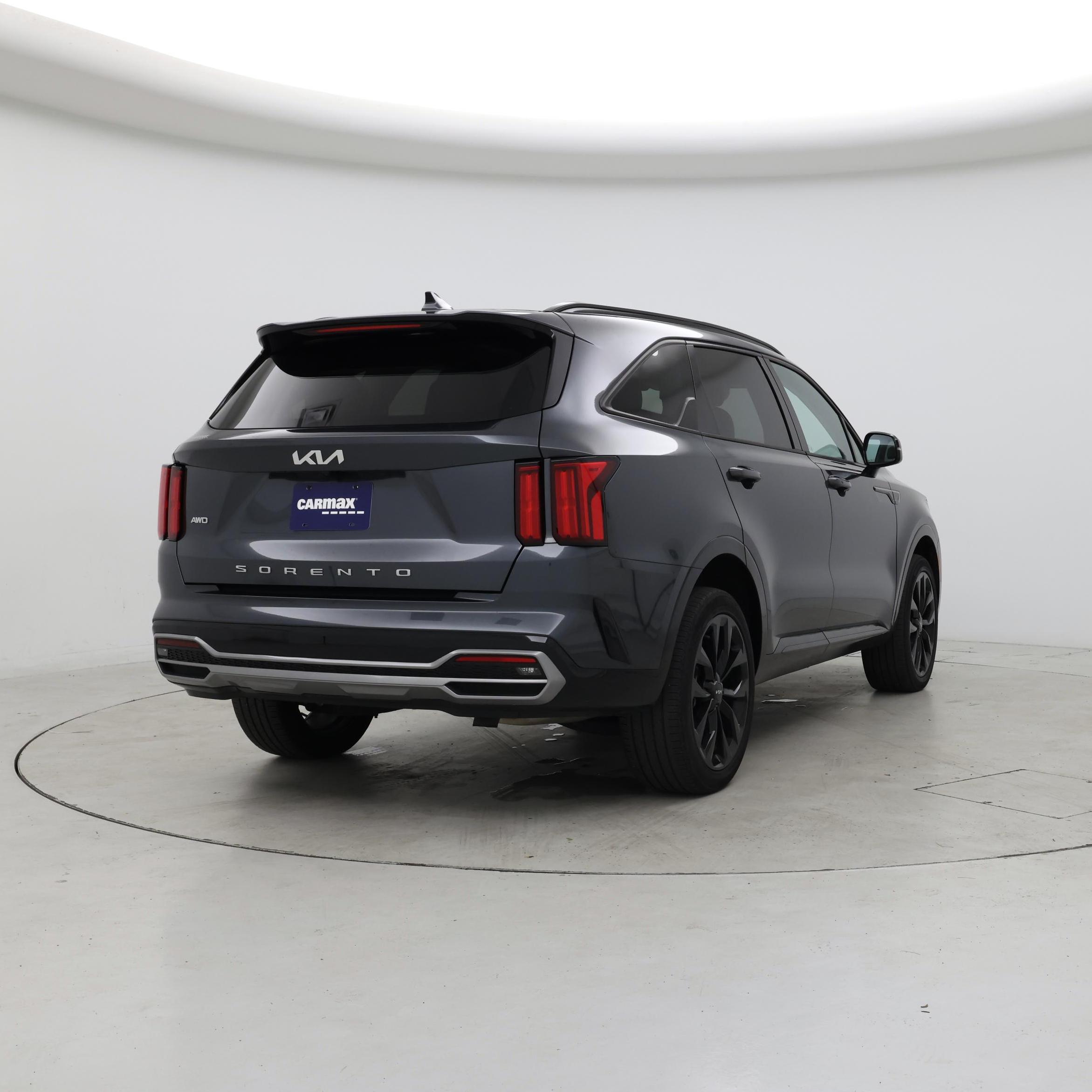 Thumbnail: 2022 Kia Sorento - 8