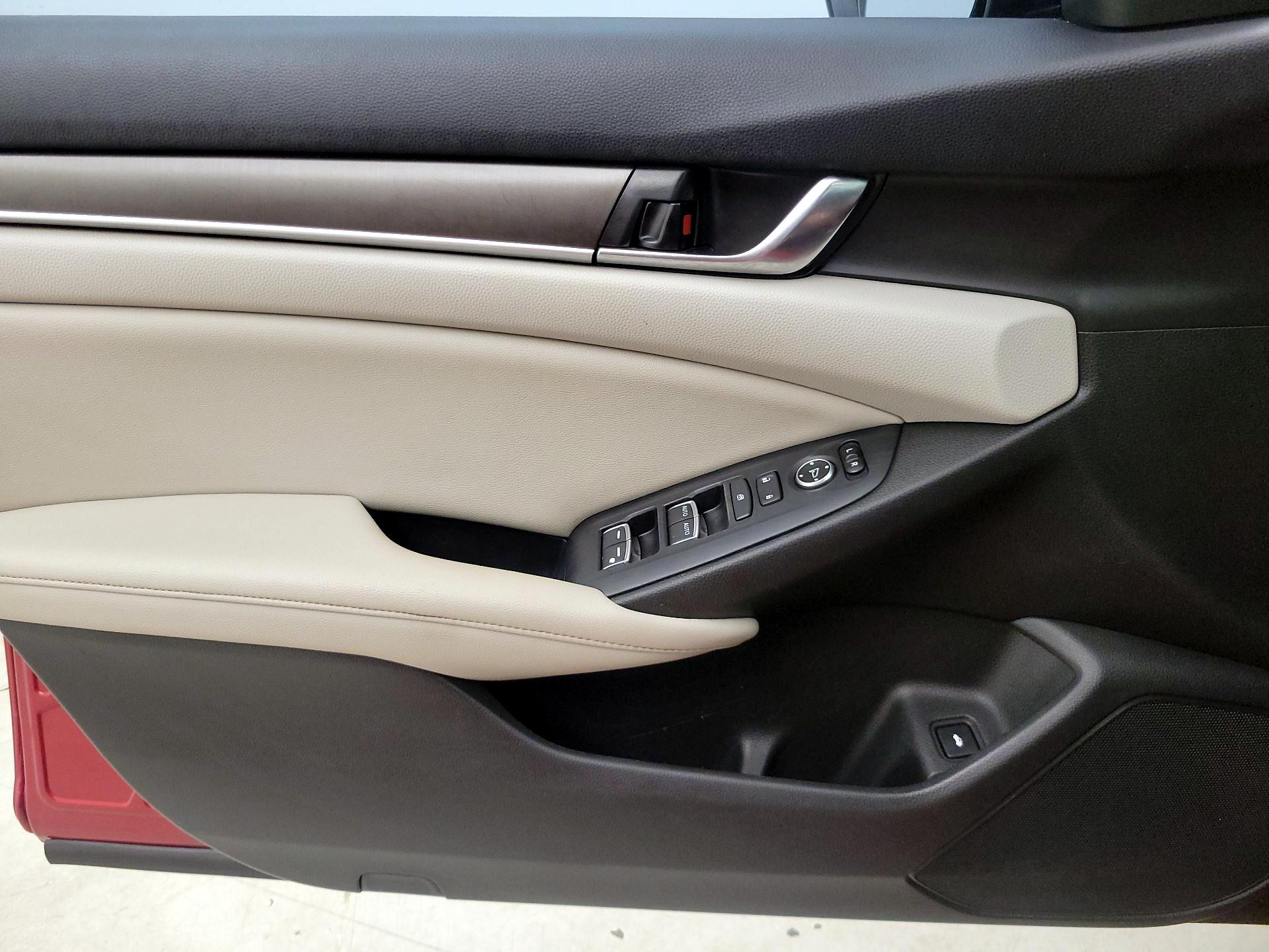 Thumbnail: 2021 Honda Accord - 12
