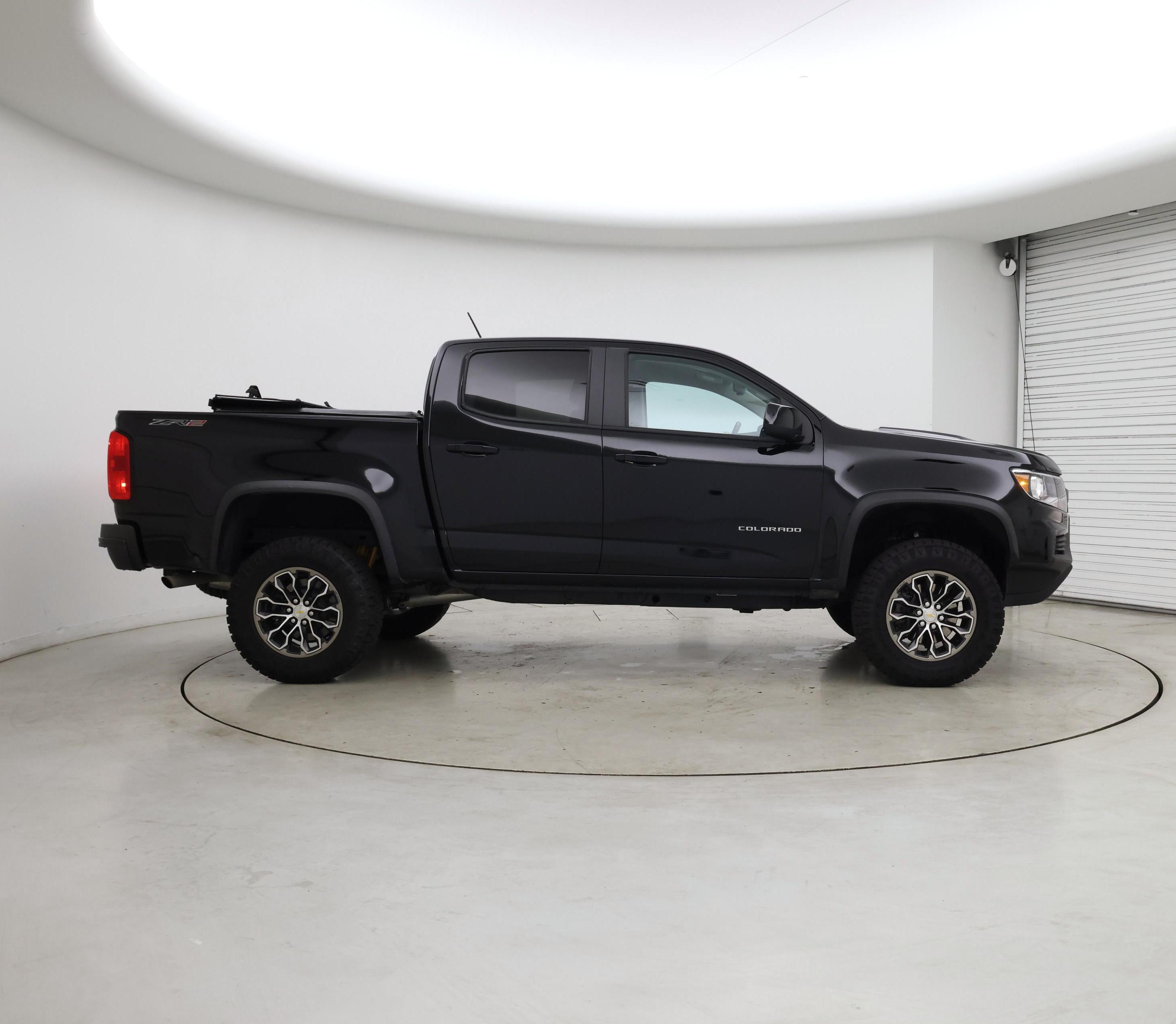 Thumbnail: 2022 Chevrolet Colorado - 7