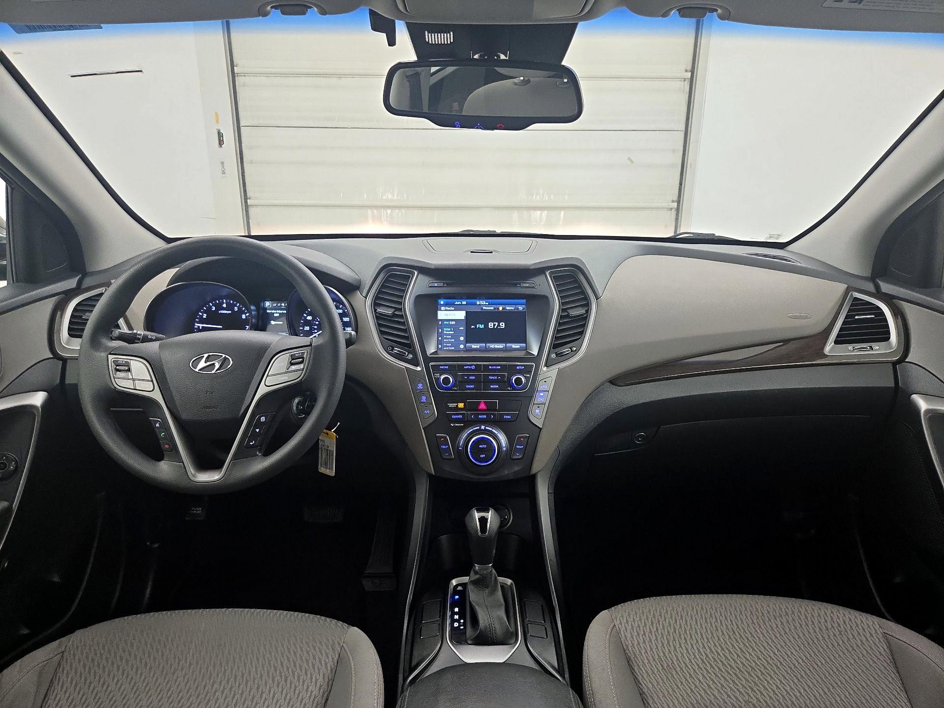 Thumbnail: 2018 Hyundai Santa Fe - 9