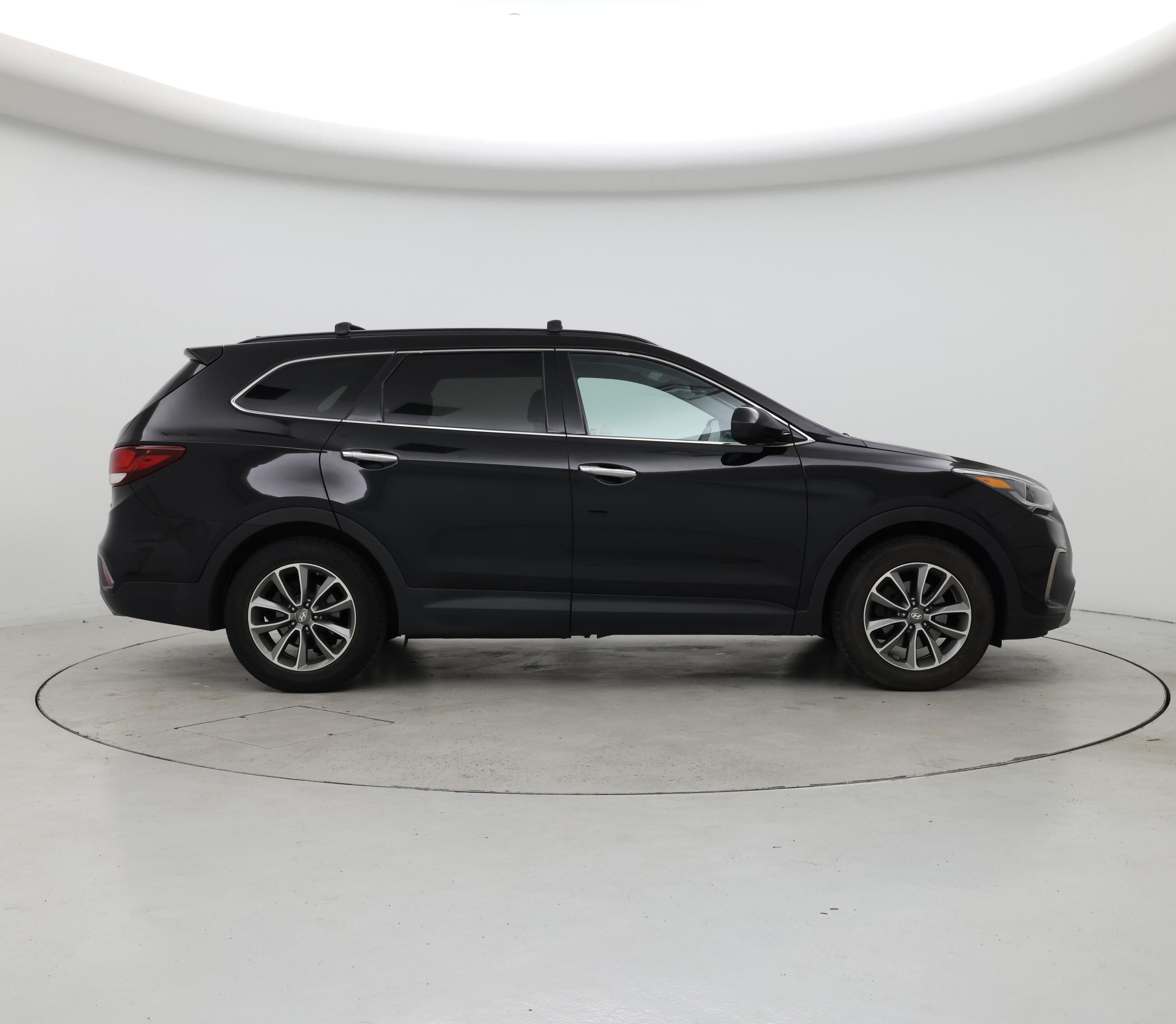 Thumbnail: 2018 Hyundai Santa Fe - 7