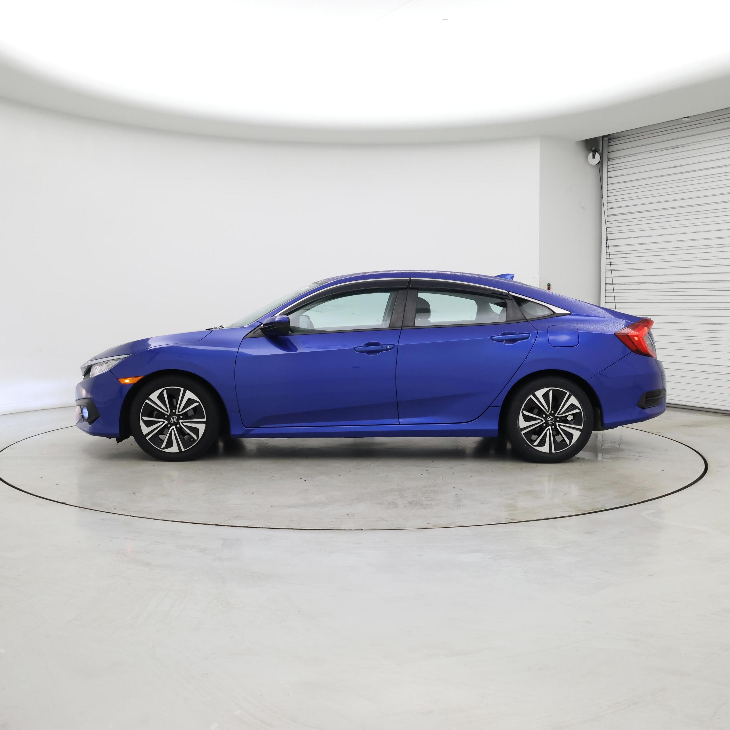 Thumbnail: 2016 Honda Civic - 3
