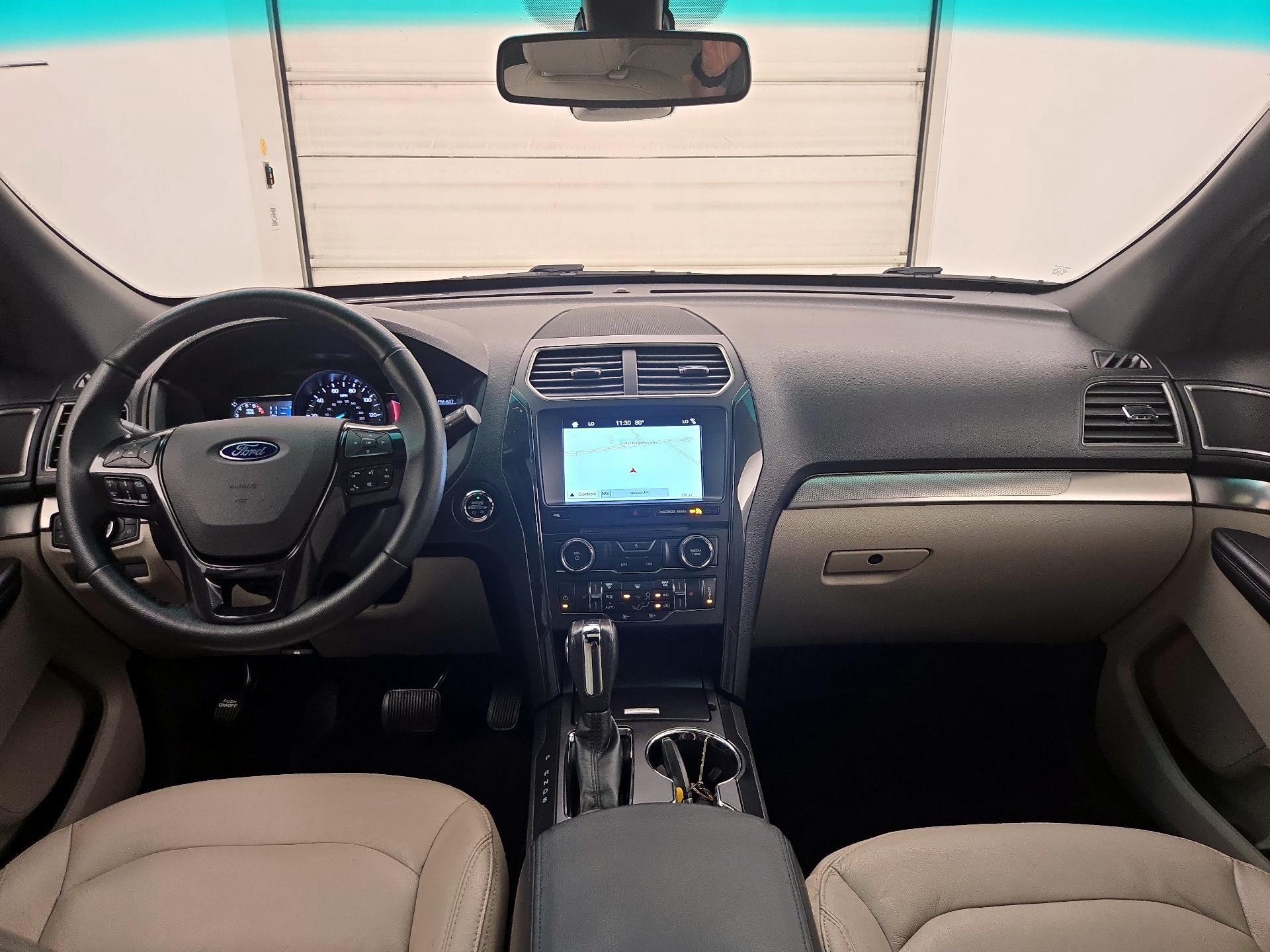 Thumbnail: 2018 Ford Explorer - 9
