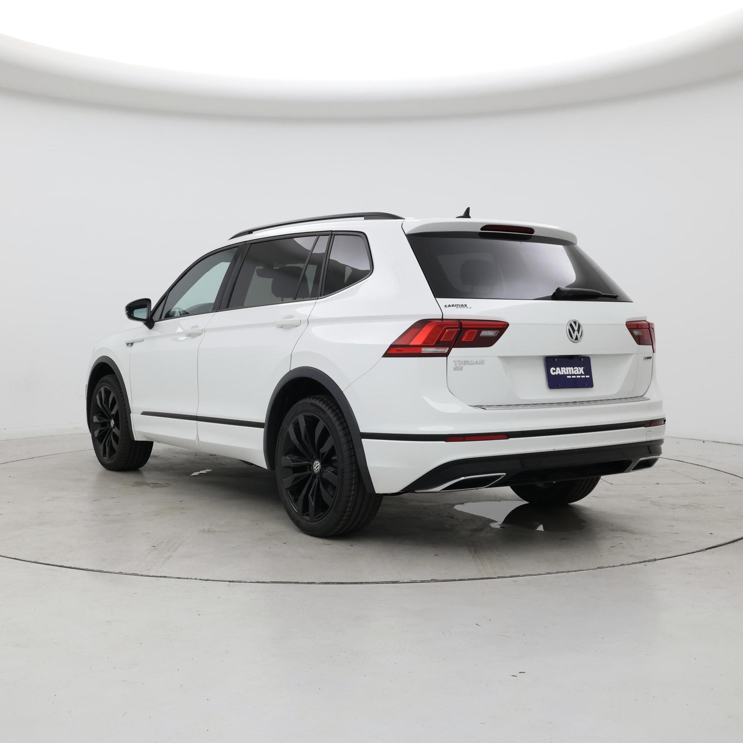 Thumbnail: 2021 Volkswagen Tiguan - 2